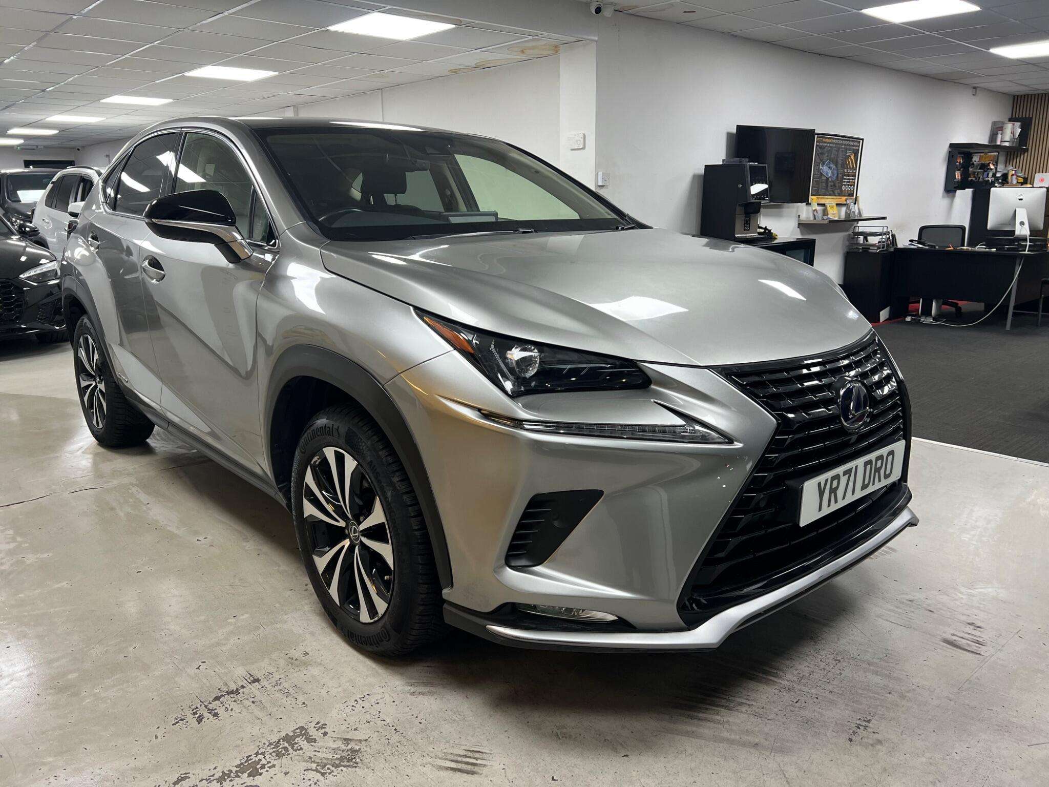 A 2021 LEXUS NX 2.5 300h GPF E-CVT 4WD Euro 6 (s/s) 5dr A 2021 LEXUS NX 2.5 300h GPF E-CVT 4WD Euro 6 (s/s) 5dr