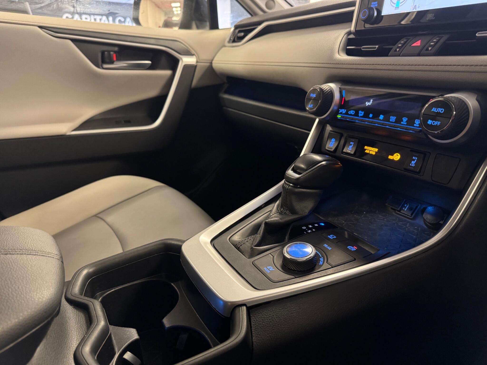 2019 TOYOTA RAV4 2019 TOYOTA RAV4