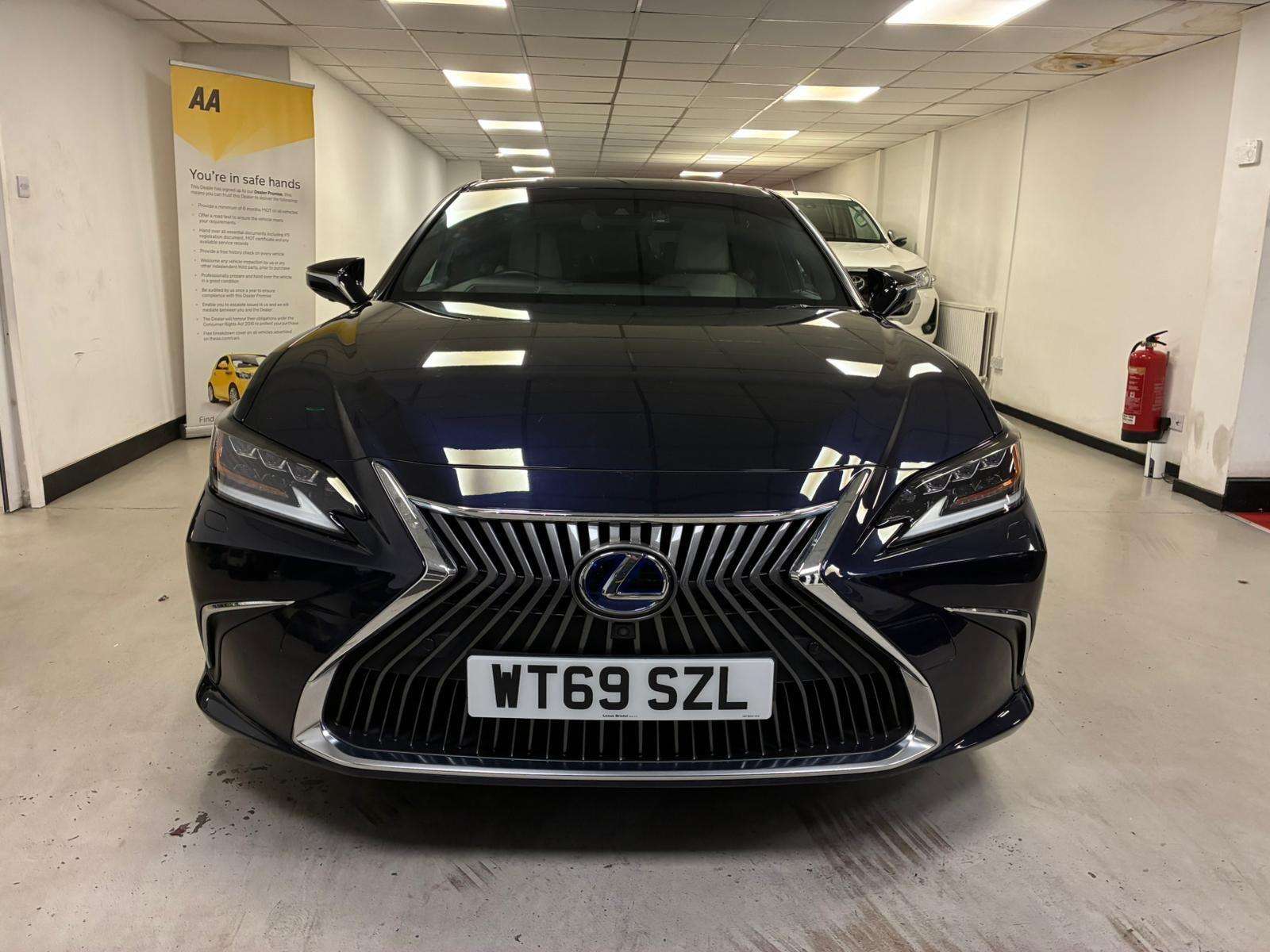 2019 LEXUS ES 2019 LEXUS ES