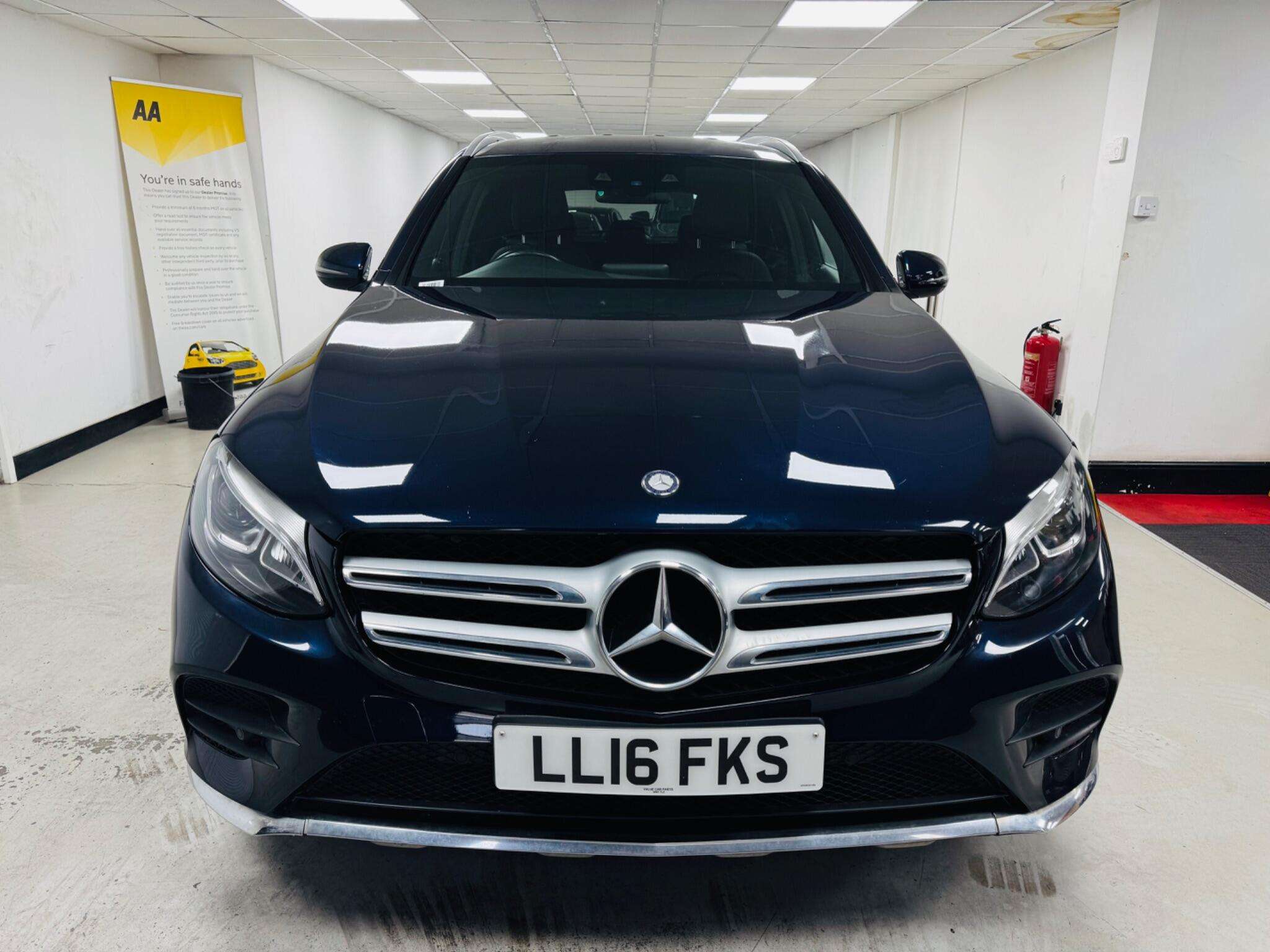A 2016 MERCEDES-BENZ GLC 2.1 GLC250d AMG Line G-Tronic 4MATIC Euro 6 (s/s) 5dr A 2016 MERCEDES-BENZ GLC 2.1 GLC250d AMG Line G-Tronic 4MATIC Euro 6 (s/s) 5dr