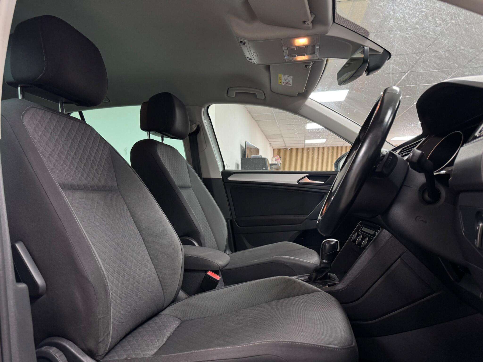 2019 VOLKSWAGEN TIGUAN 2019 VOLKSWAGEN TIGUAN