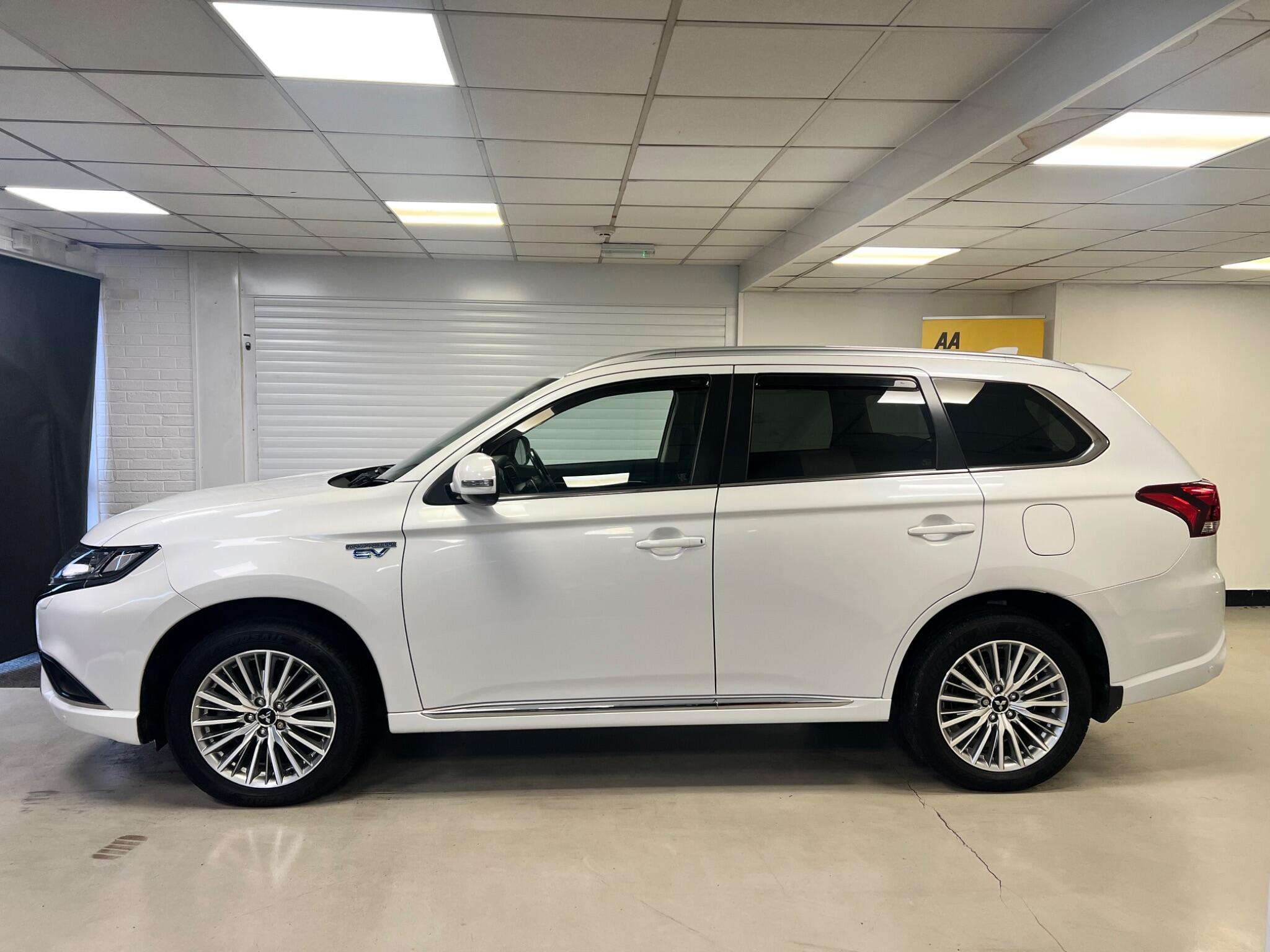 2020 MITSUBISHI OUTLANDER 2020 MITSUBISHI OUTLANDER