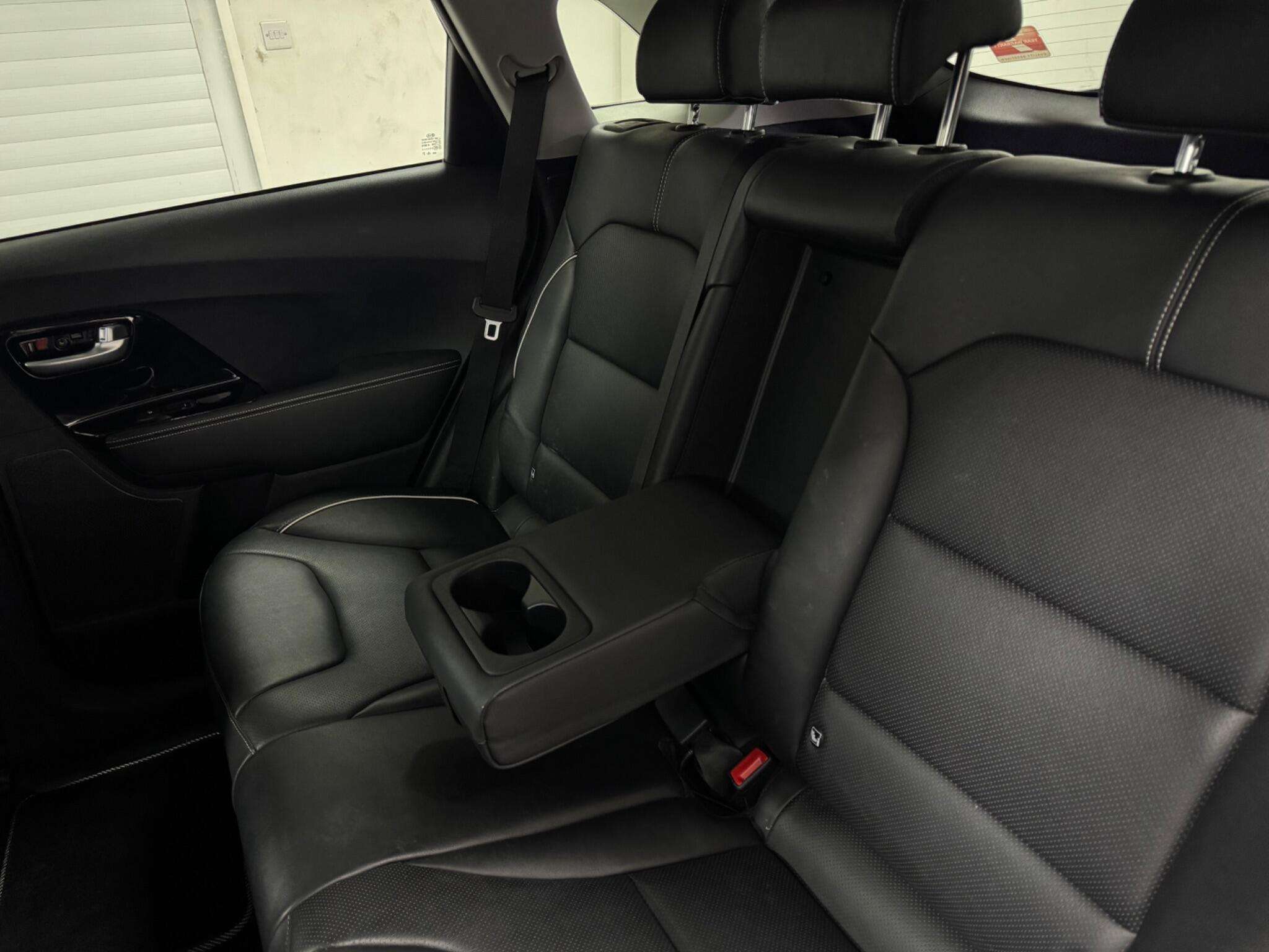 2021 KIA NIRO 2021 KIA NIRO