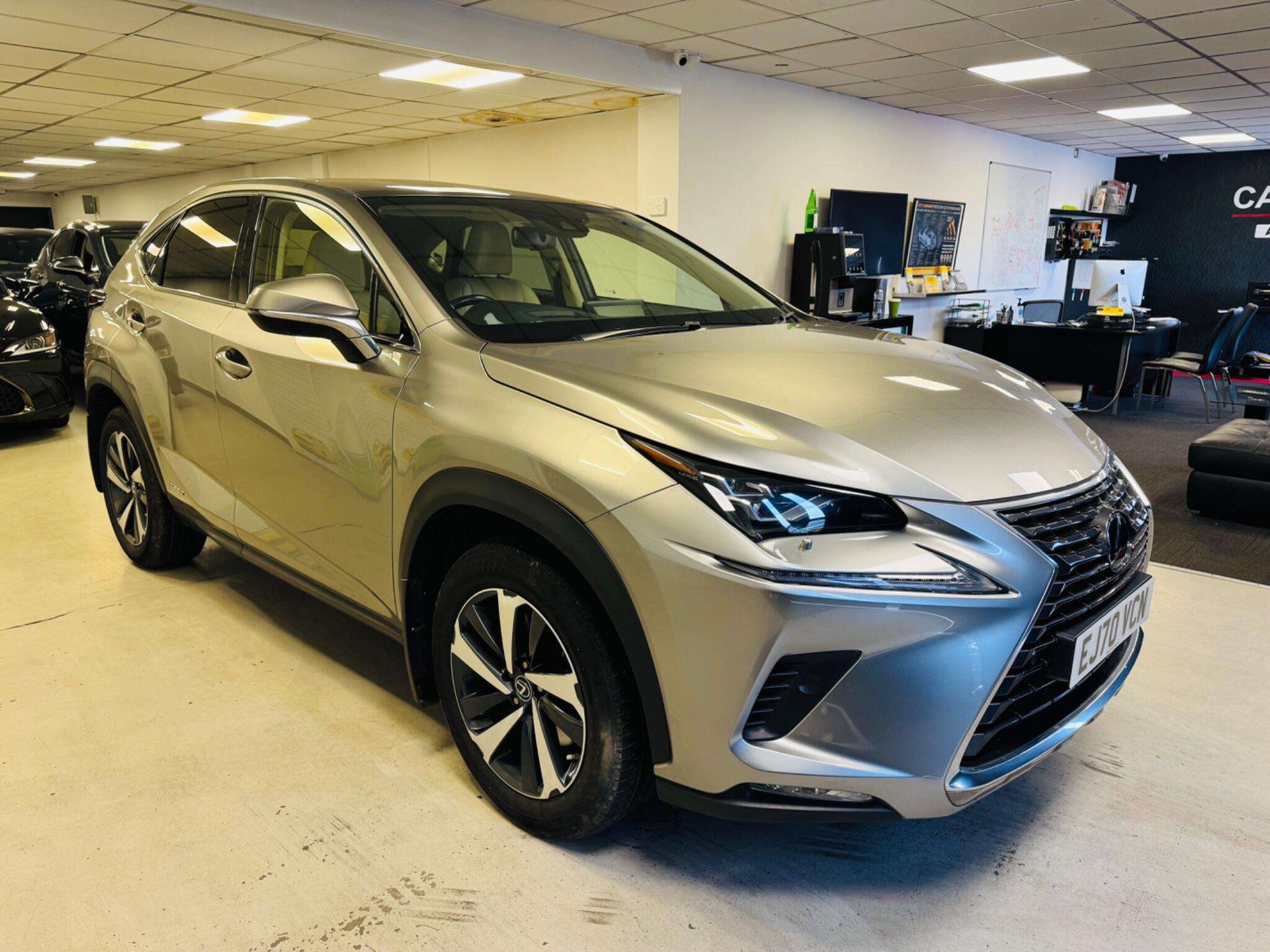 A 2021 LEXUS NX 2.5 300h GPF Takumi E-CVT 4WD Euro 6 (s/s) 5dr A 2021 LEXUS NX 2.5 300h GPF Takumi E-CVT 4WD Euro 6 (s/s) 5dr