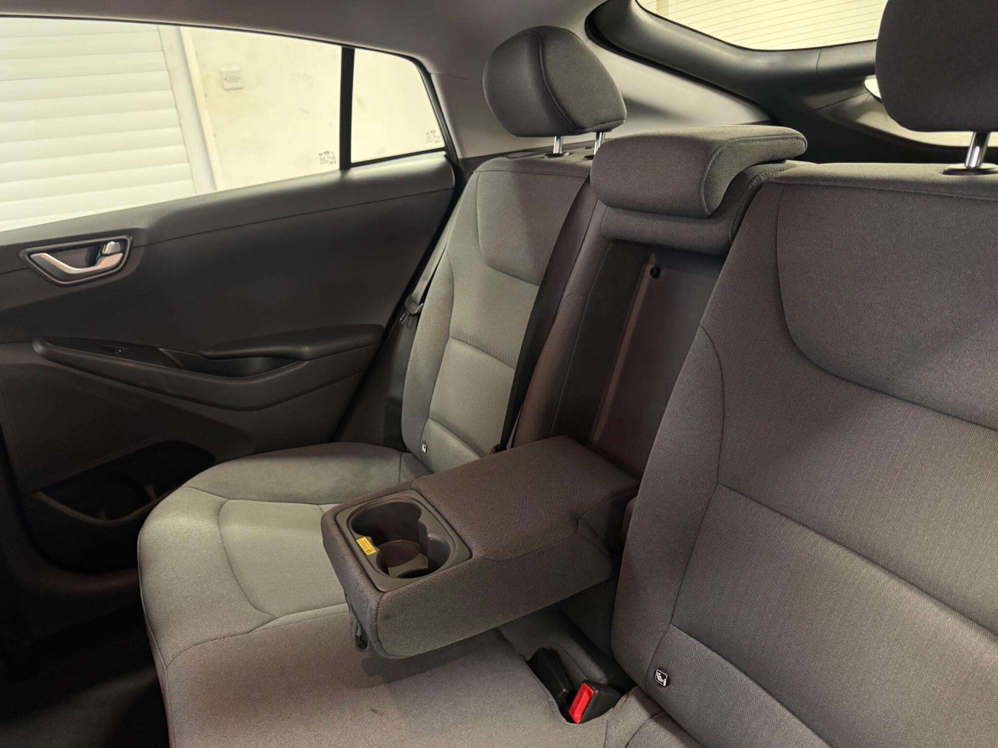 2021 HYUNDAI IONIQ 2021 HYUNDAI IONIQ