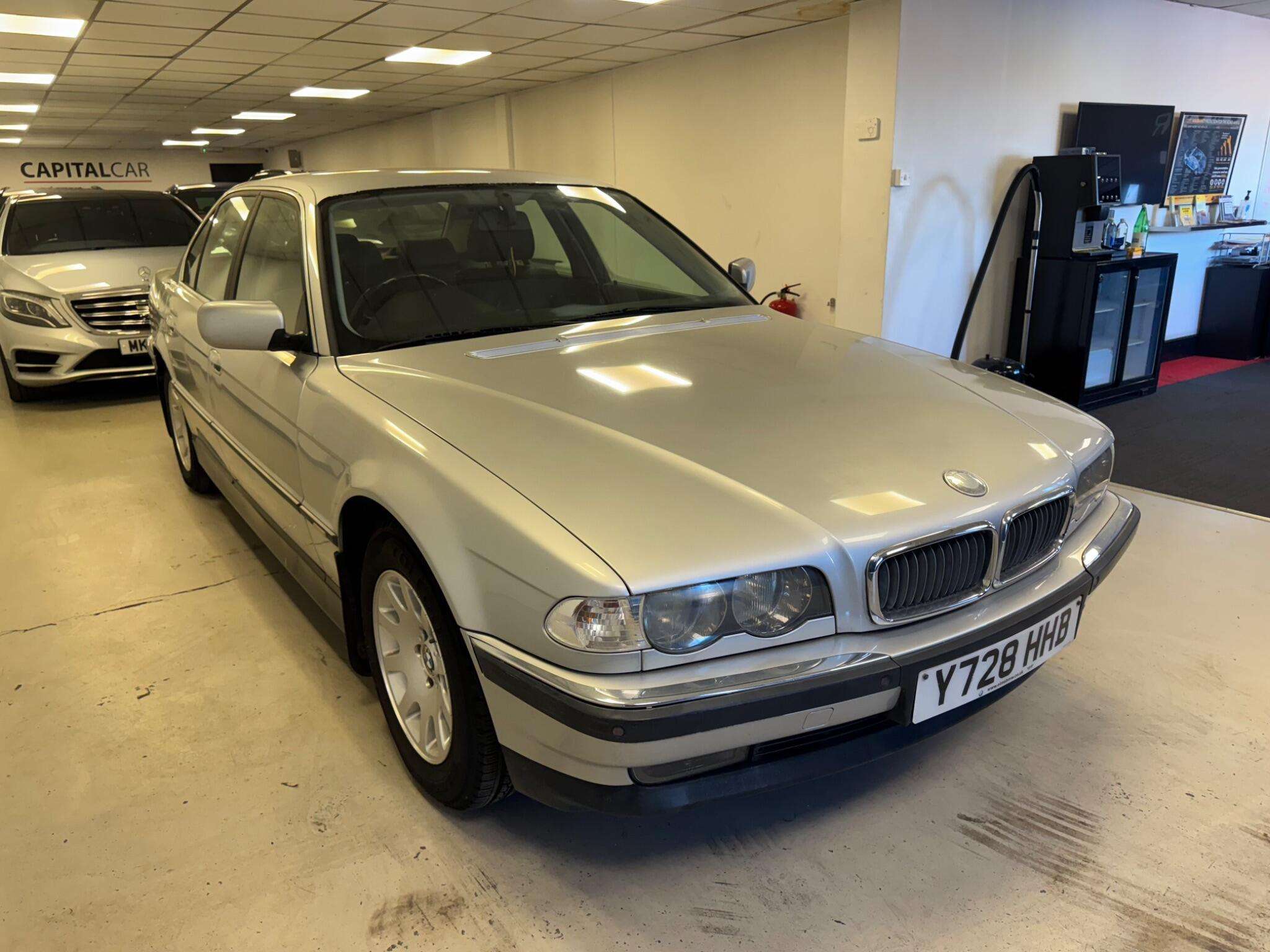 A 2001 BMW 7 SERIES 2.8 728i 4dr A 2001 BMW 7 SERIES 2.8 728i 4dr