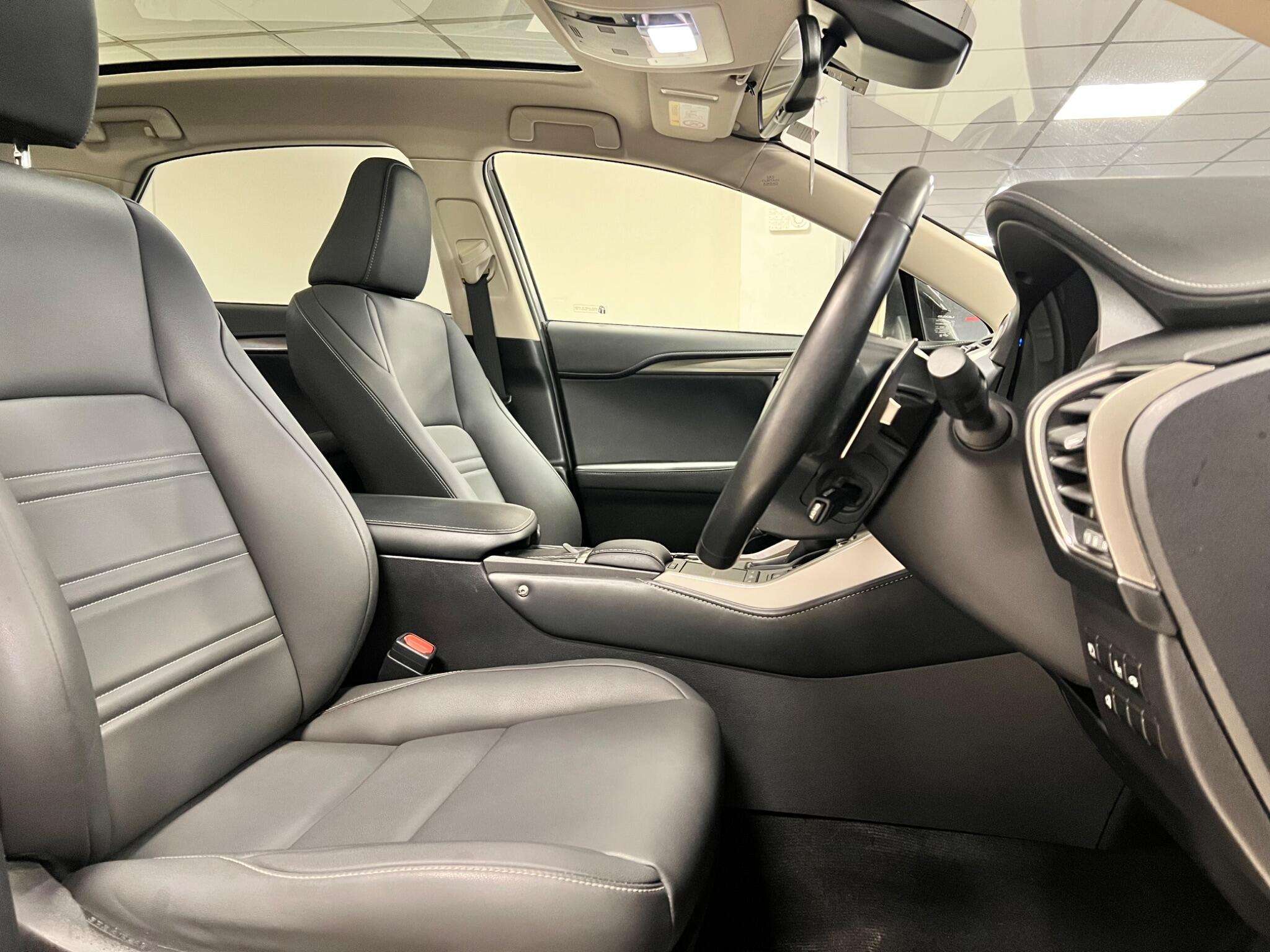 2021 LEXUS NX 2021 LEXUS NX