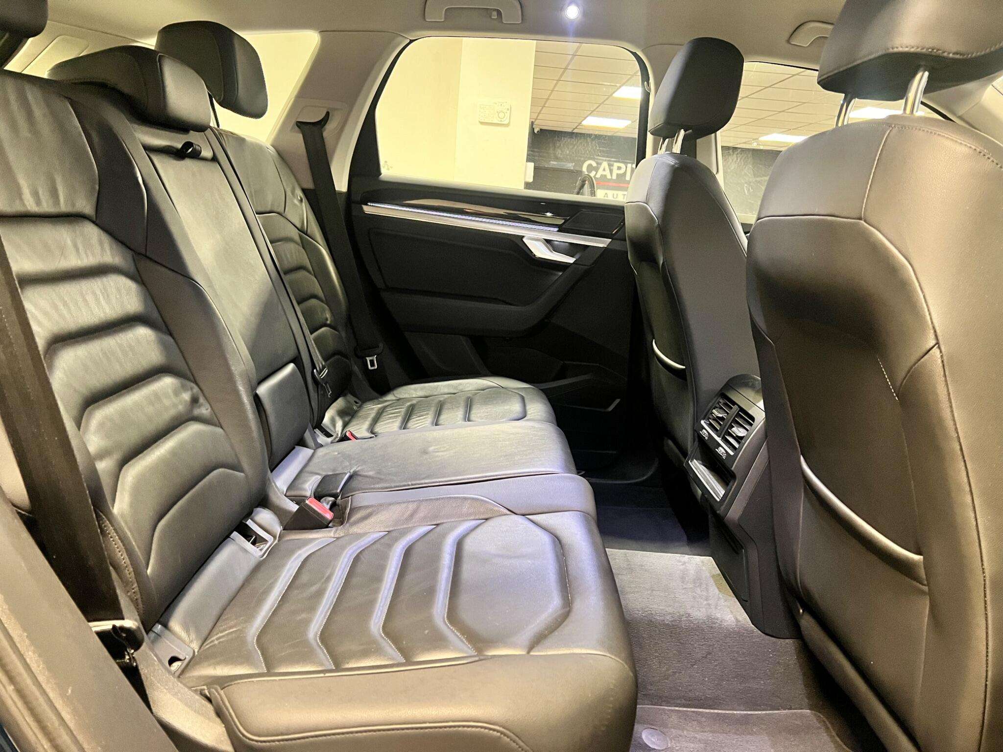 2019 VOLKSWAGEN TOUAREG 2019 VOLKSWAGEN TOUAREG