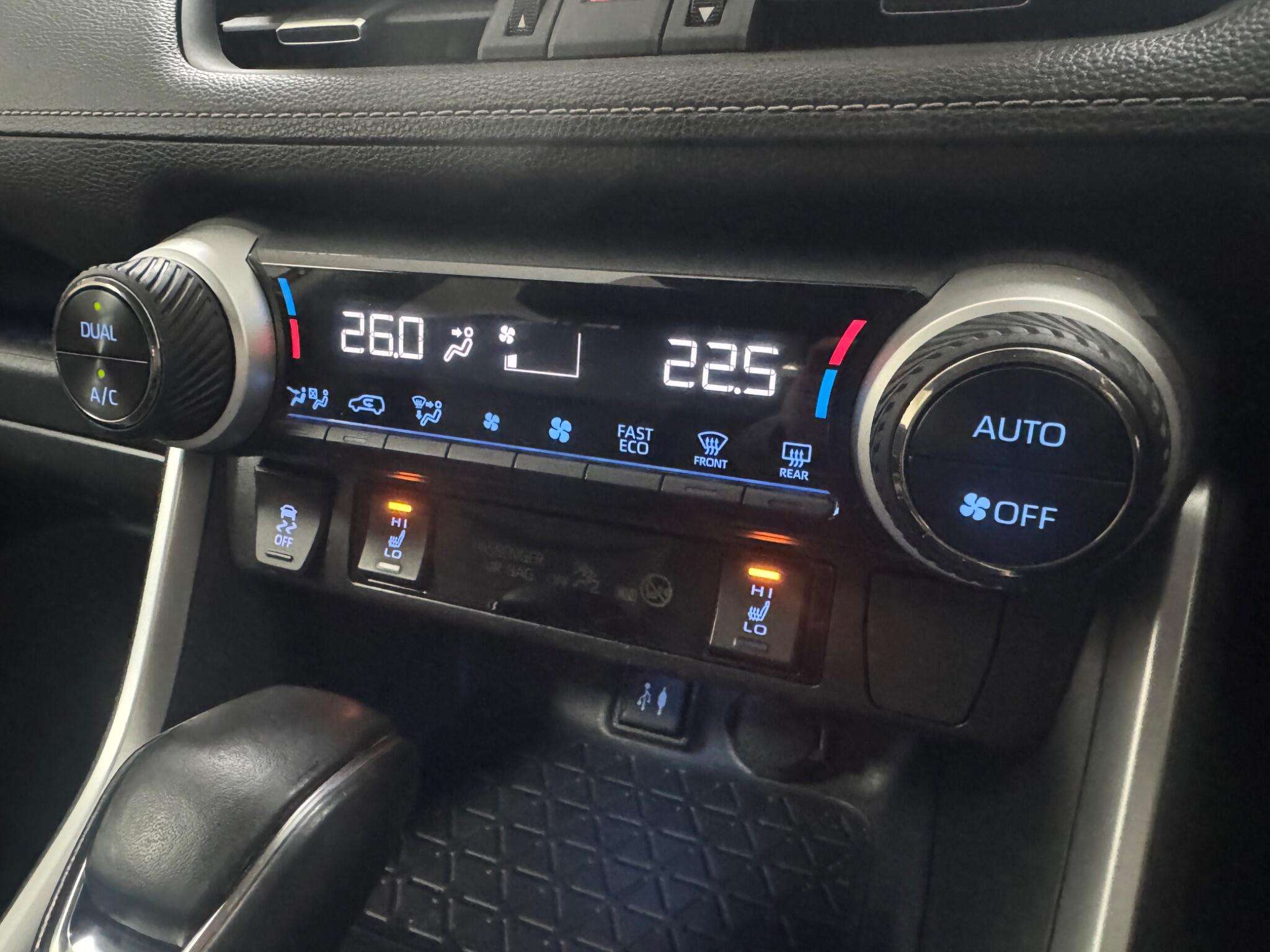 2019 TOYOTA RAV4 2019 TOYOTA RAV4