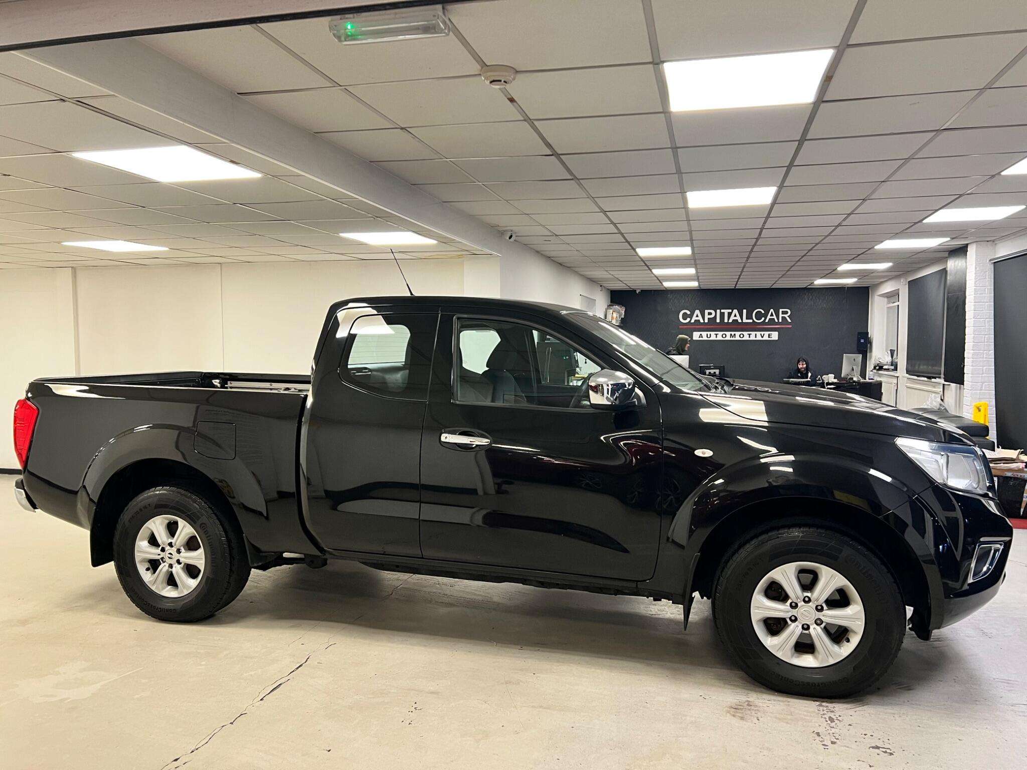 A 2016 NISSAN NAVARA DCI ACENTA 4X4 SHR KCB A 2016 NISSAN NAVARA DCI ACENTA 4X4 SHR KCB