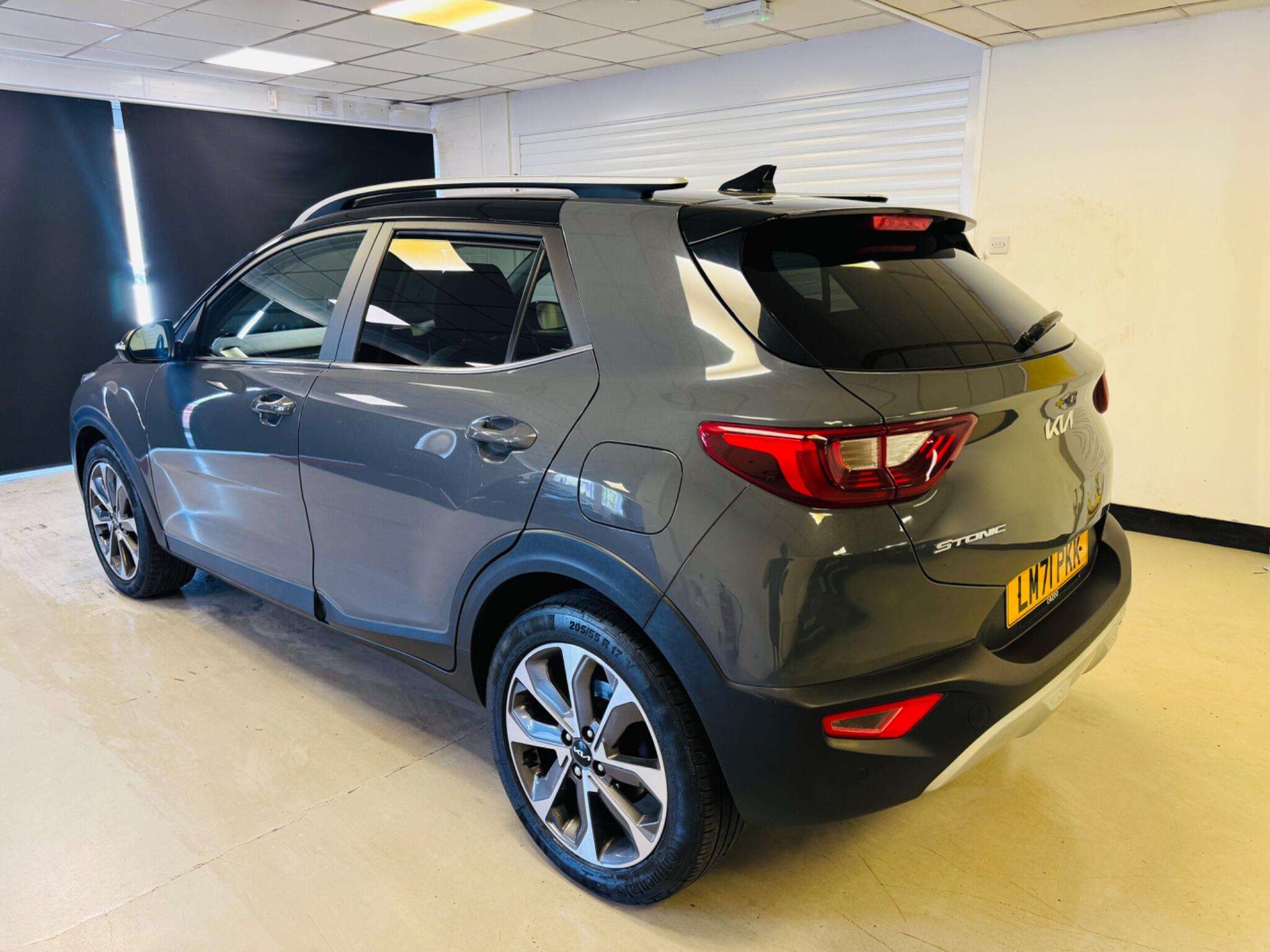 2021 KIA STONIC 2021 KIA STONIC