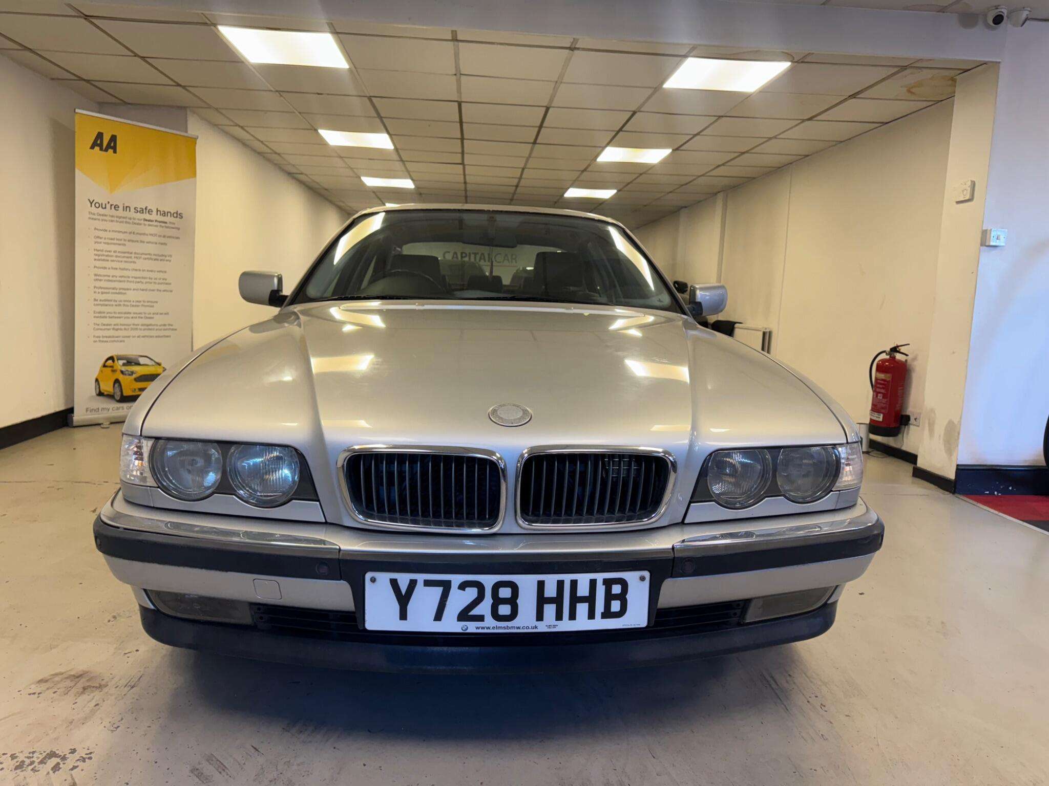 A 2001 BMW 7 SERIES 2.8 728i 4dr A 2001 BMW 7 SERIES 2.8 728i 4dr