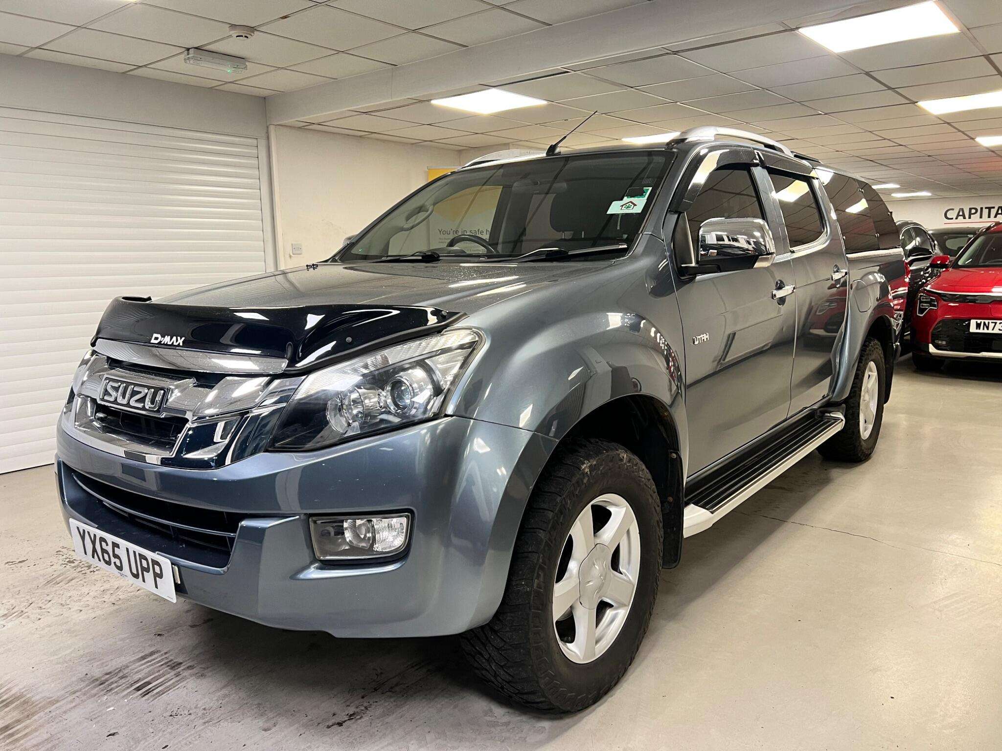 A 2015 ISUZU D-MAX 2.5 TD Utah Vision 4x4 4dr A 2015 ISUZU D-MAX 2.5 TD Utah Vision 4x4 4dr
