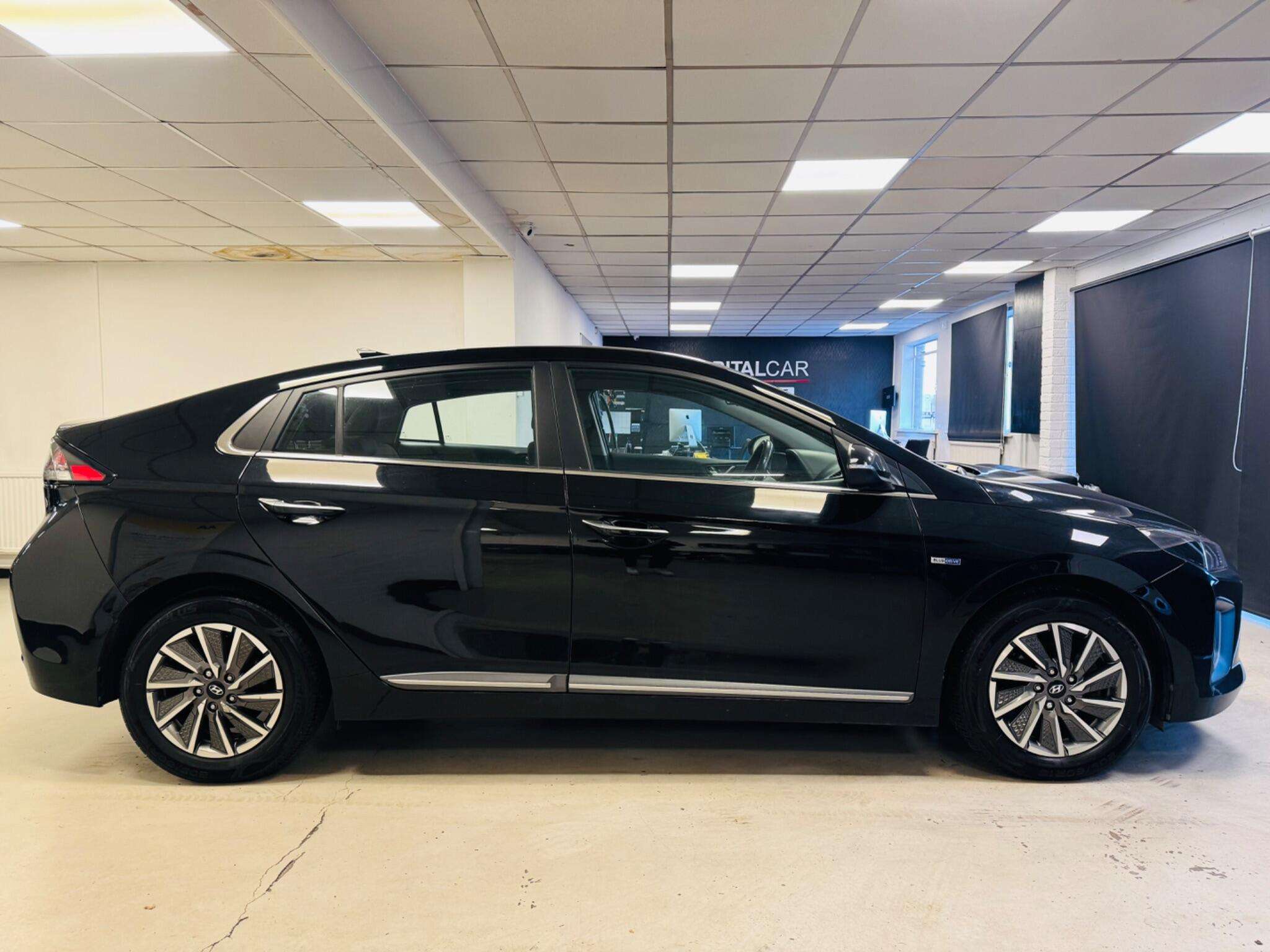 2021 HYUNDAI IONIQ 2021 HYUNDAI IONIQ