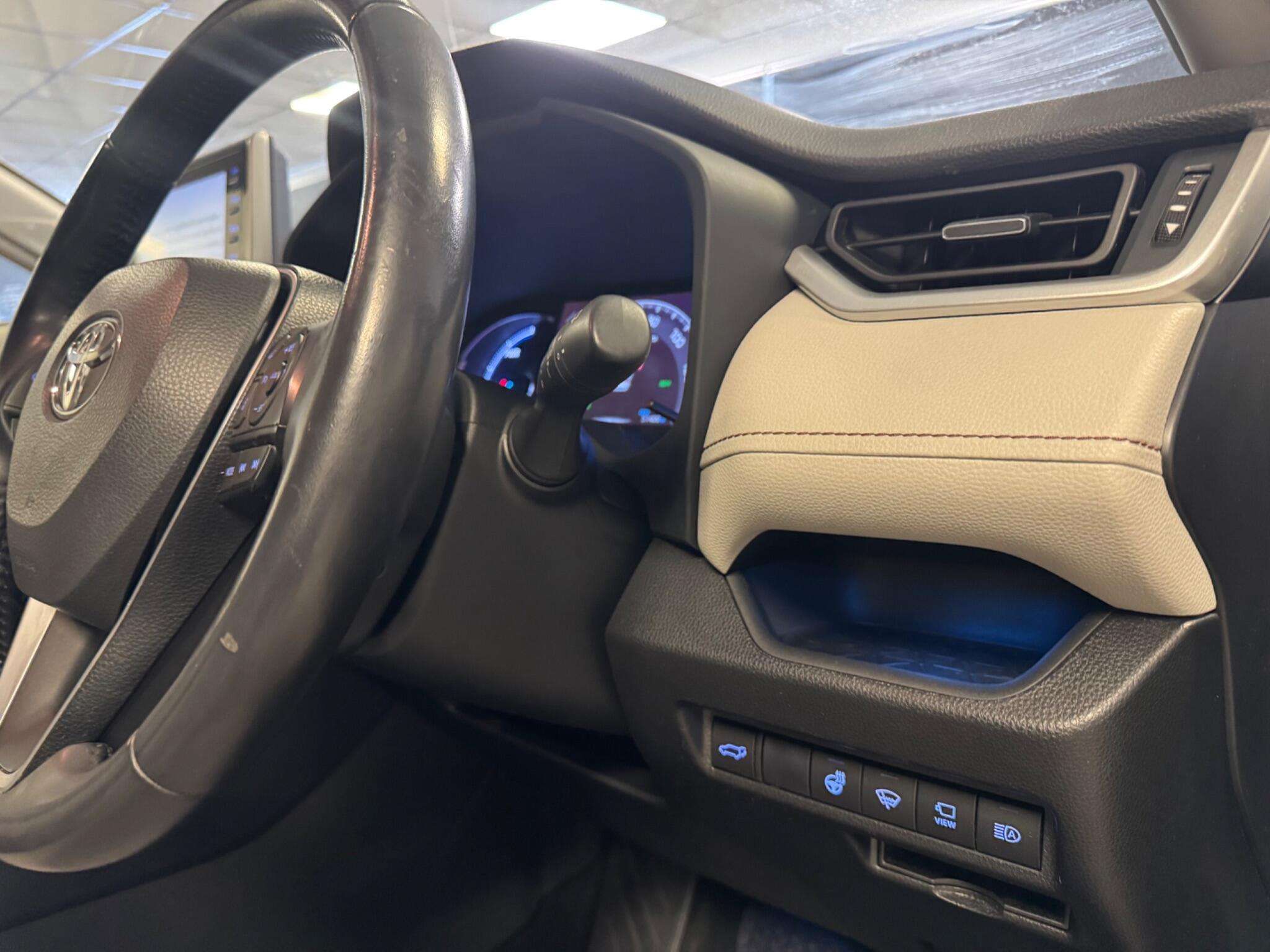 2019 TOYOTA RAV4 2019 TOYOTA RAV4