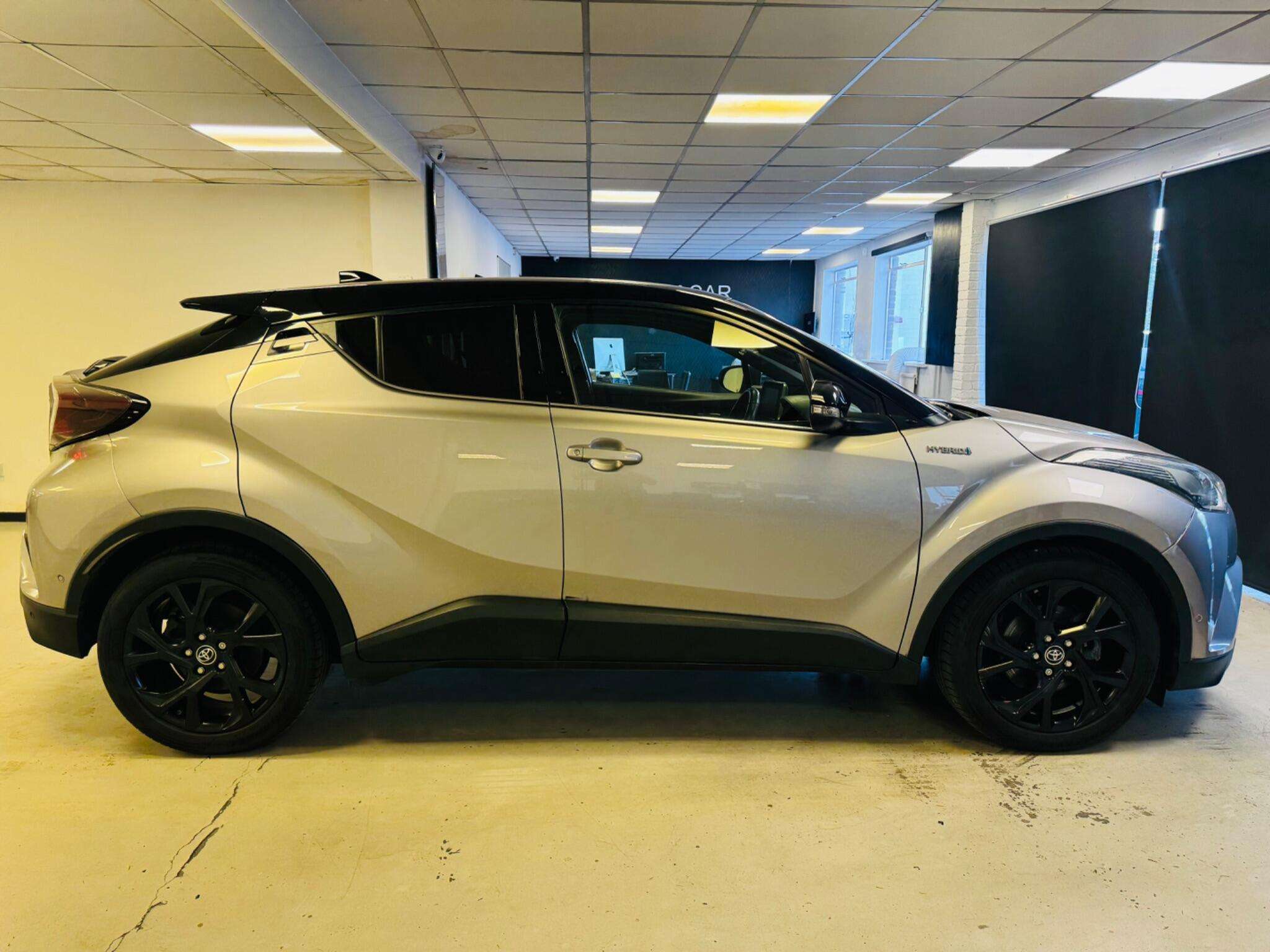 2019 TOYOTA C-HR 2019 TOYOTA C-HR