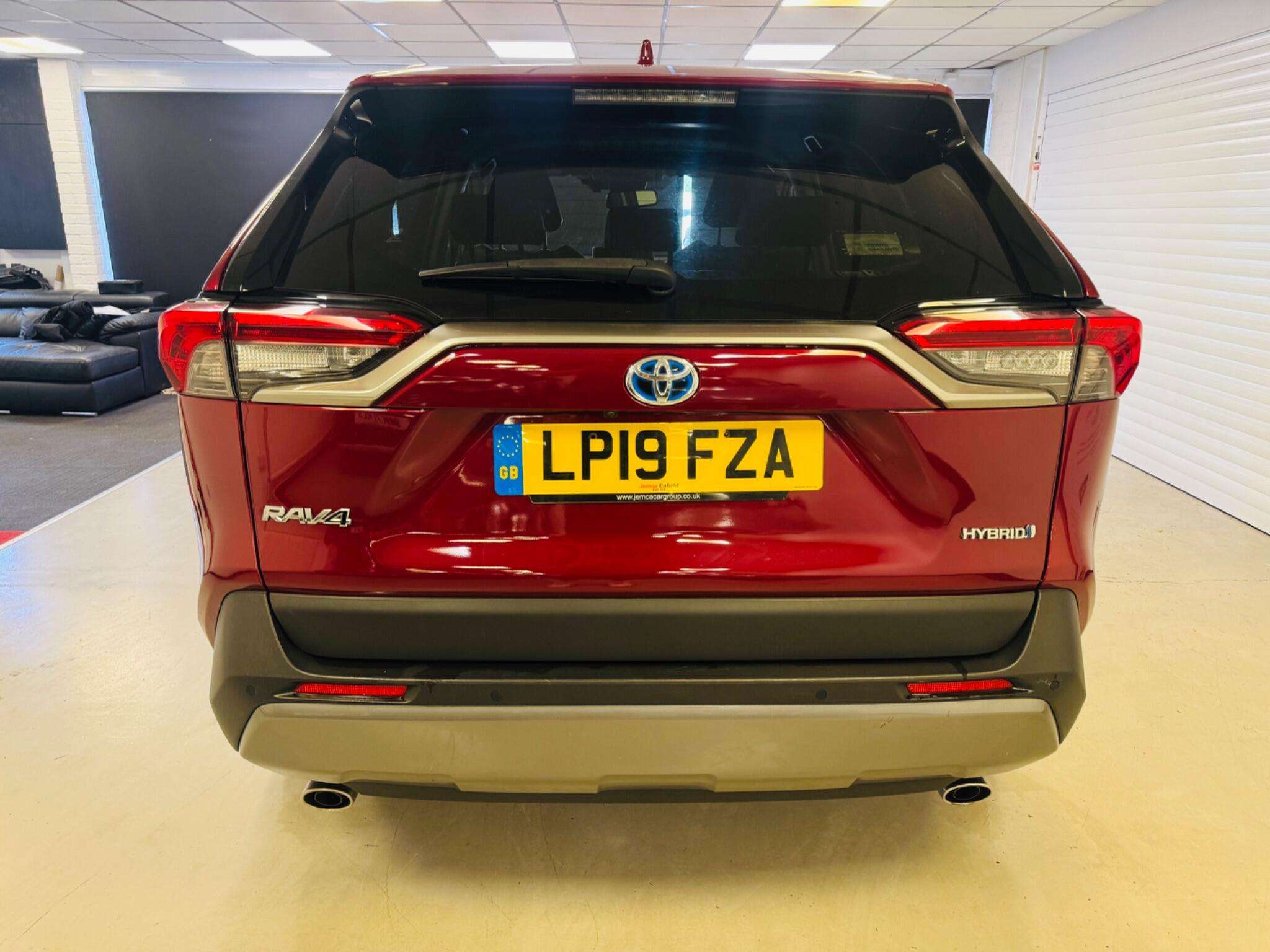 2019 TOYOTA RAV4 2019 TOYOTA RAV4