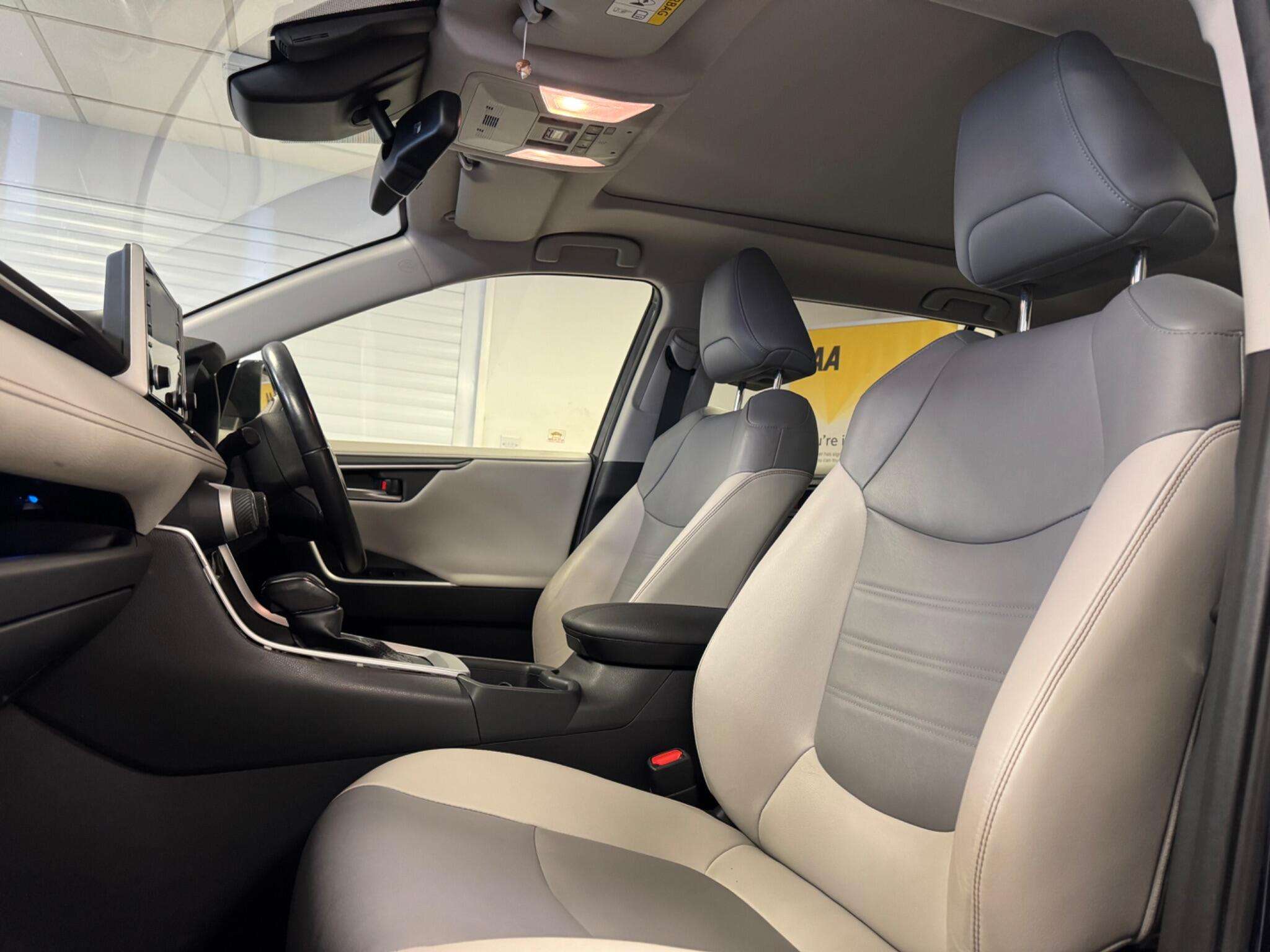 2019 TOYOTA RAV4 2019 TOYOTA RAV4
