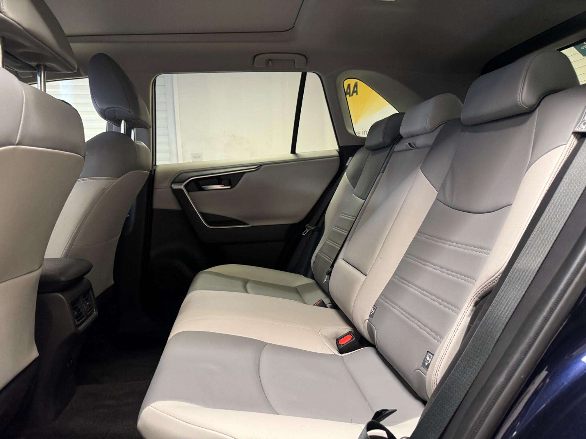 2019 TOYOTA RAV4 2019 TOYOTA RAV4