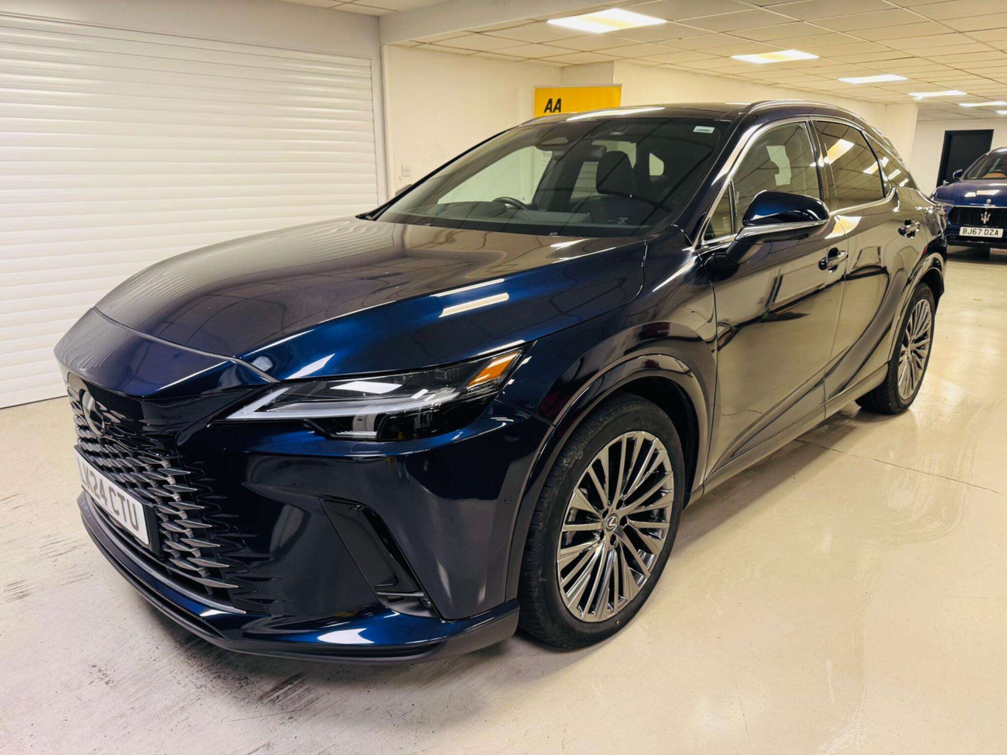 A 2024 LEXUS RX 2.5 450h+ 18.1kWh Takumi E-CVT 4WD Euro 6 (s/s) 5dr A 2024 LEXUS RX 2.5 450h+ 18.1kWh Takumi E-CVT 4WD Euro 6 (s/s) 5dr