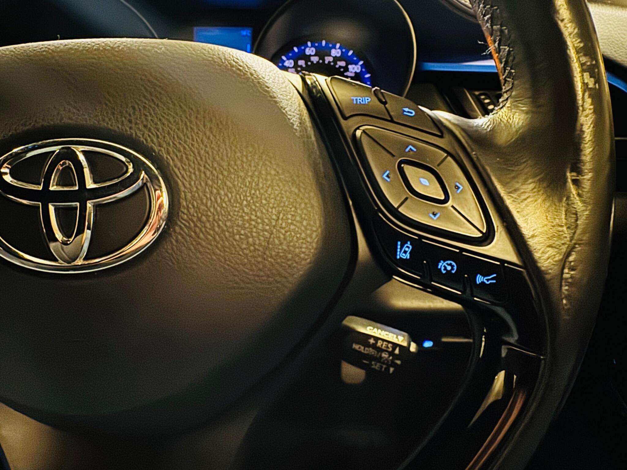 2017 TOYOTA C-HR 2017 TOYOTA C-HR