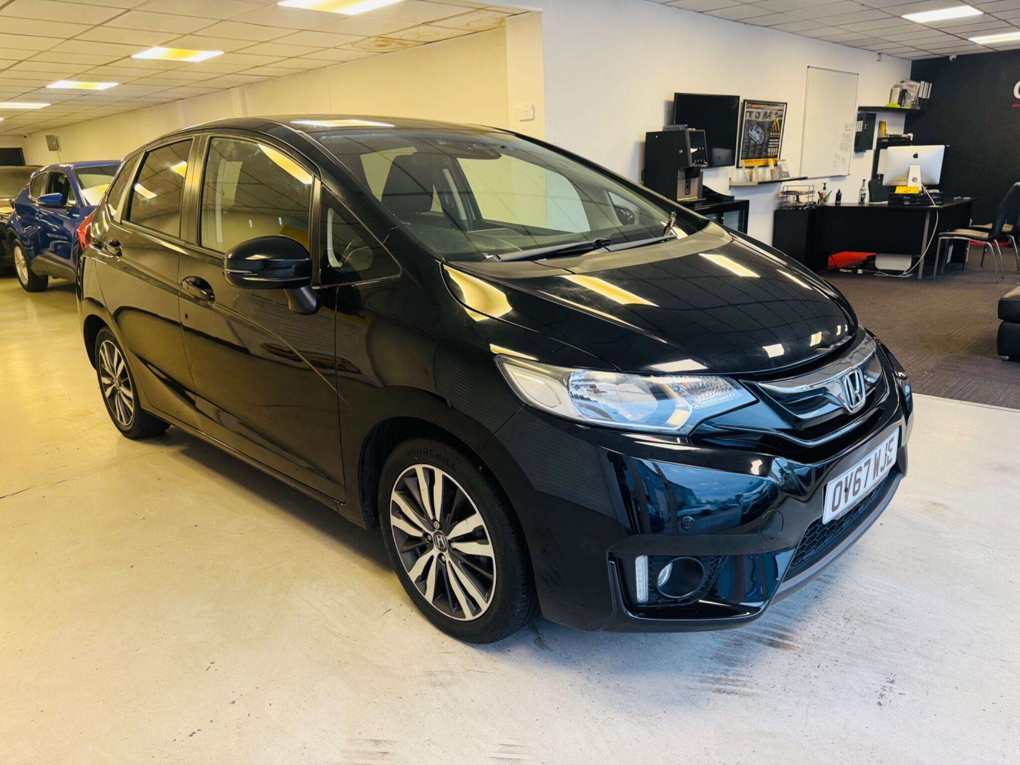 A 2017 HONDA JAZZ 1.3 i-VTEC EX Navi Euro 6 (s/s) 5dr A 2017 HONDA JAZZ 1.3 i-VTEC EX Navi Euro 6 (s/s) 5dr