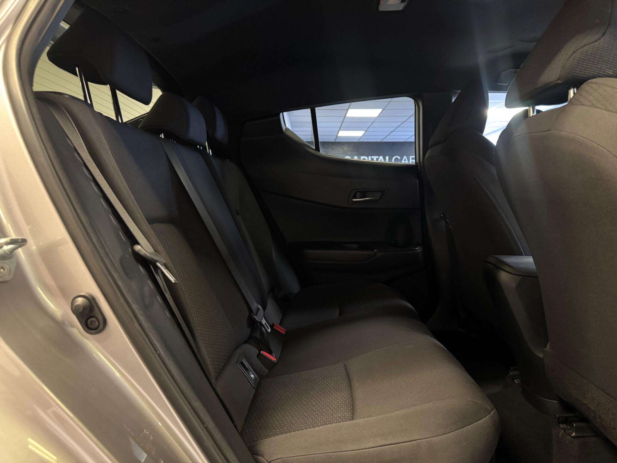 2019 TOYOTA C-HR 2019 TOYOTA C-HR