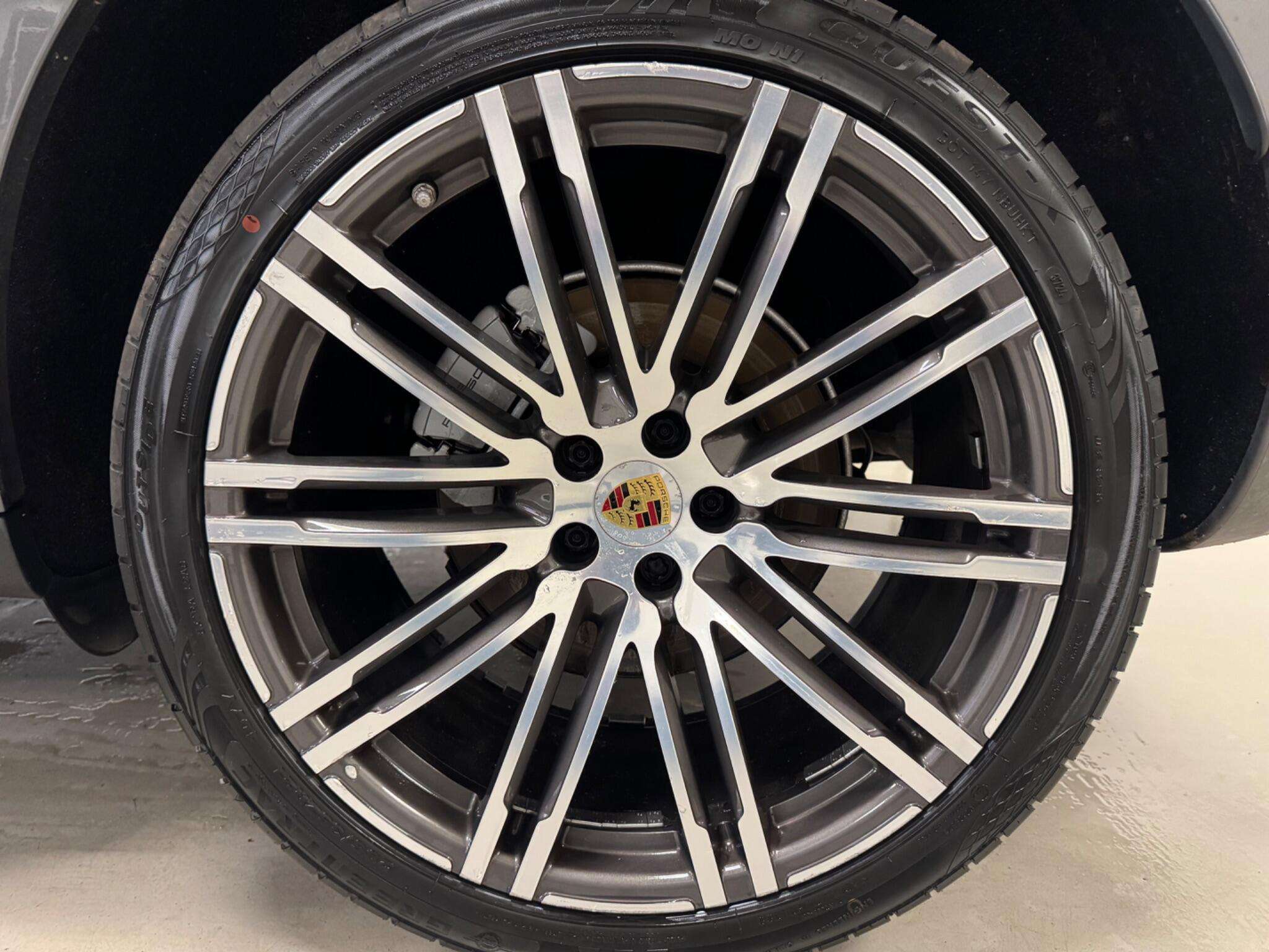 2017 PORSCHE MACAN 2017 PORSCHE MACAN