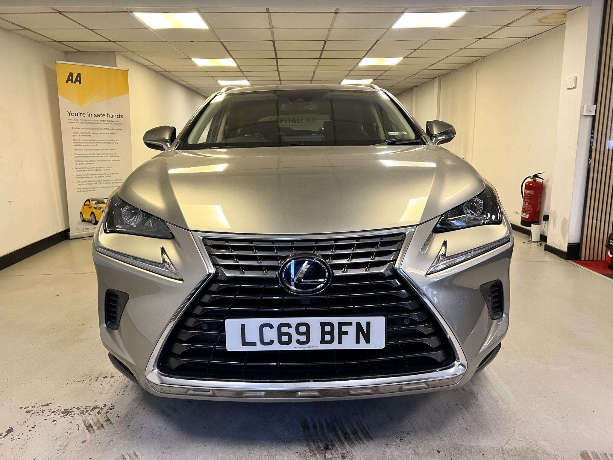 A 2019 LEXUS NX 2.5 300h GPF E-CVT 4WD Euro 6 (s/s) 5dr A 2019 LEXUS NX 2.5 300h GPF E-CVT 4WD Euro 6 (s/s) 5dr