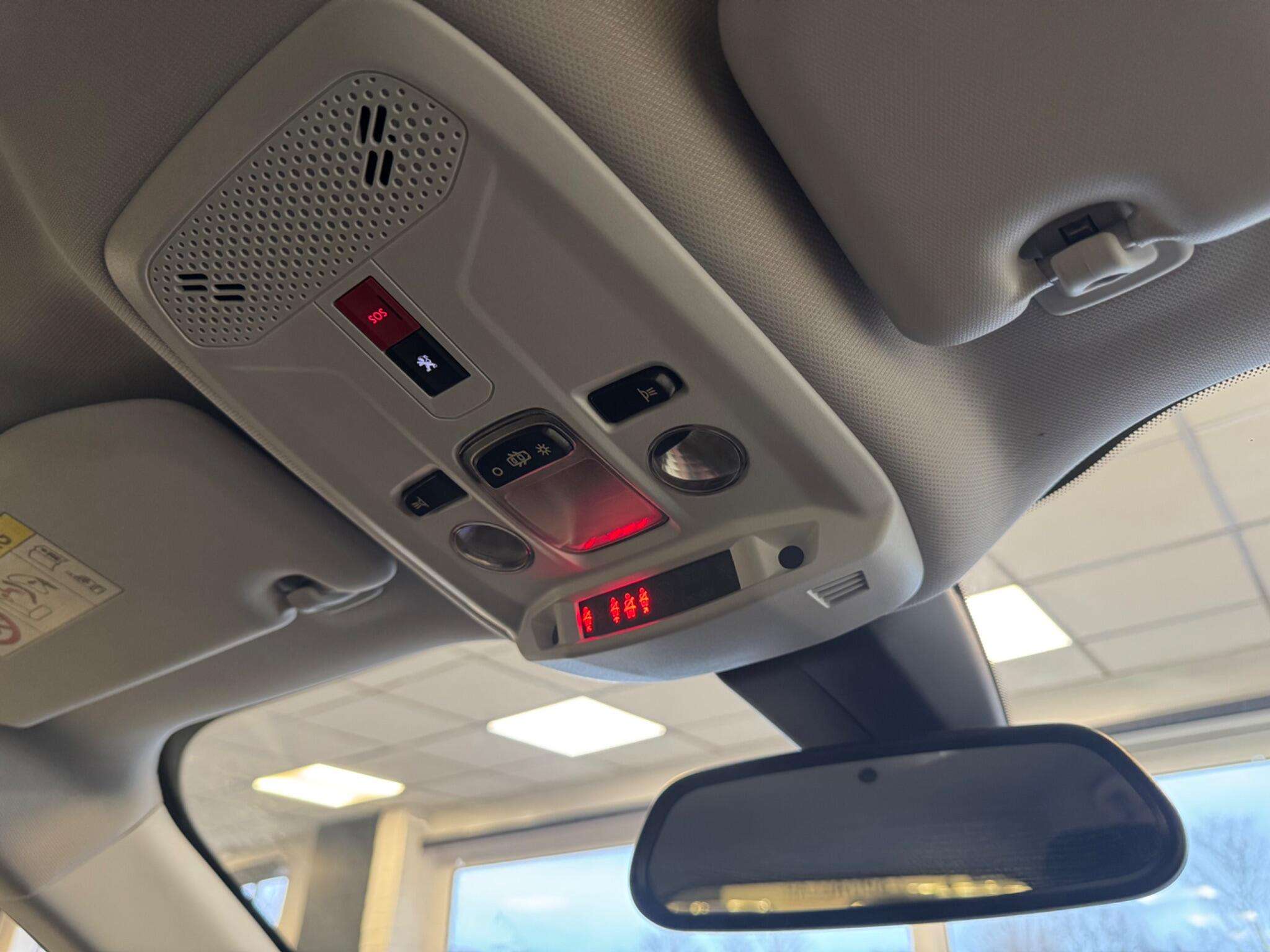 2020 PEUGEOT 2008 2020 PEUGEOT 2008