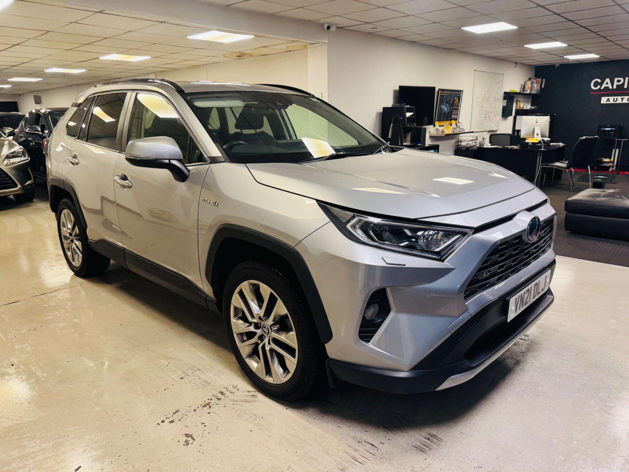 A 2021 TOYOTA RAV4 2.5 VVT-h Excel CVT 4WD Euro 6 (s/s) 5dr A 2021 TOYOTA RAV4 2.5 VVT-h Excel CVT 4WD Euro 6 (s/s) 5dr