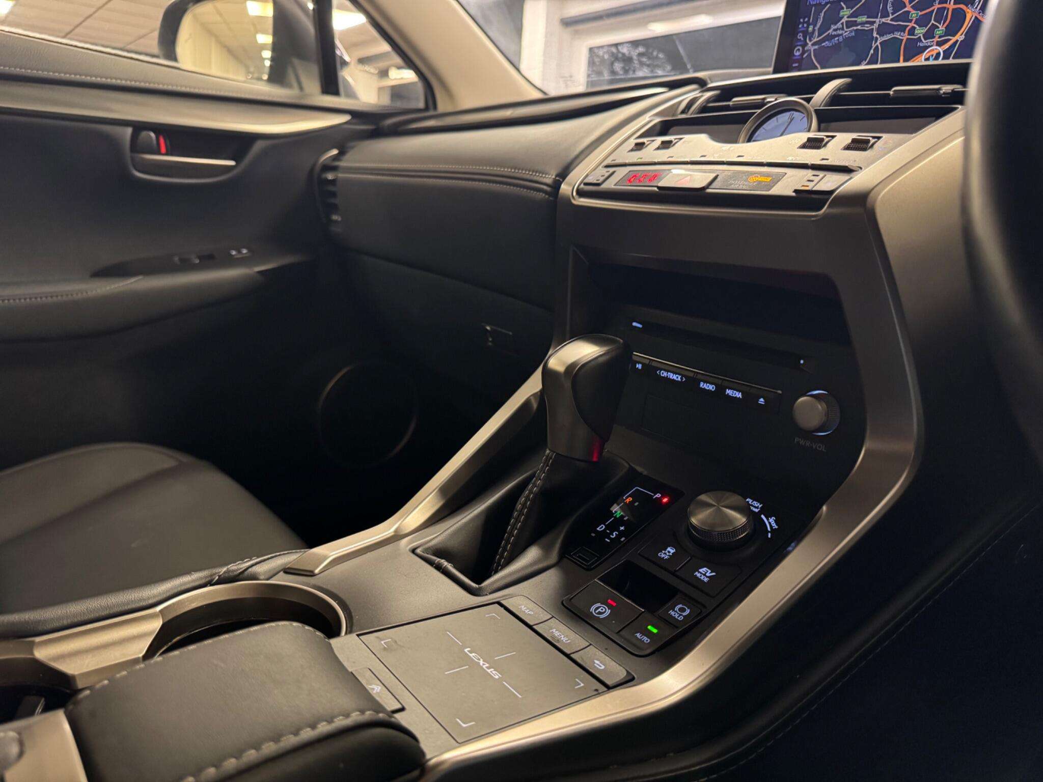 2021 LEXUS NX 2021 LEXUS NX