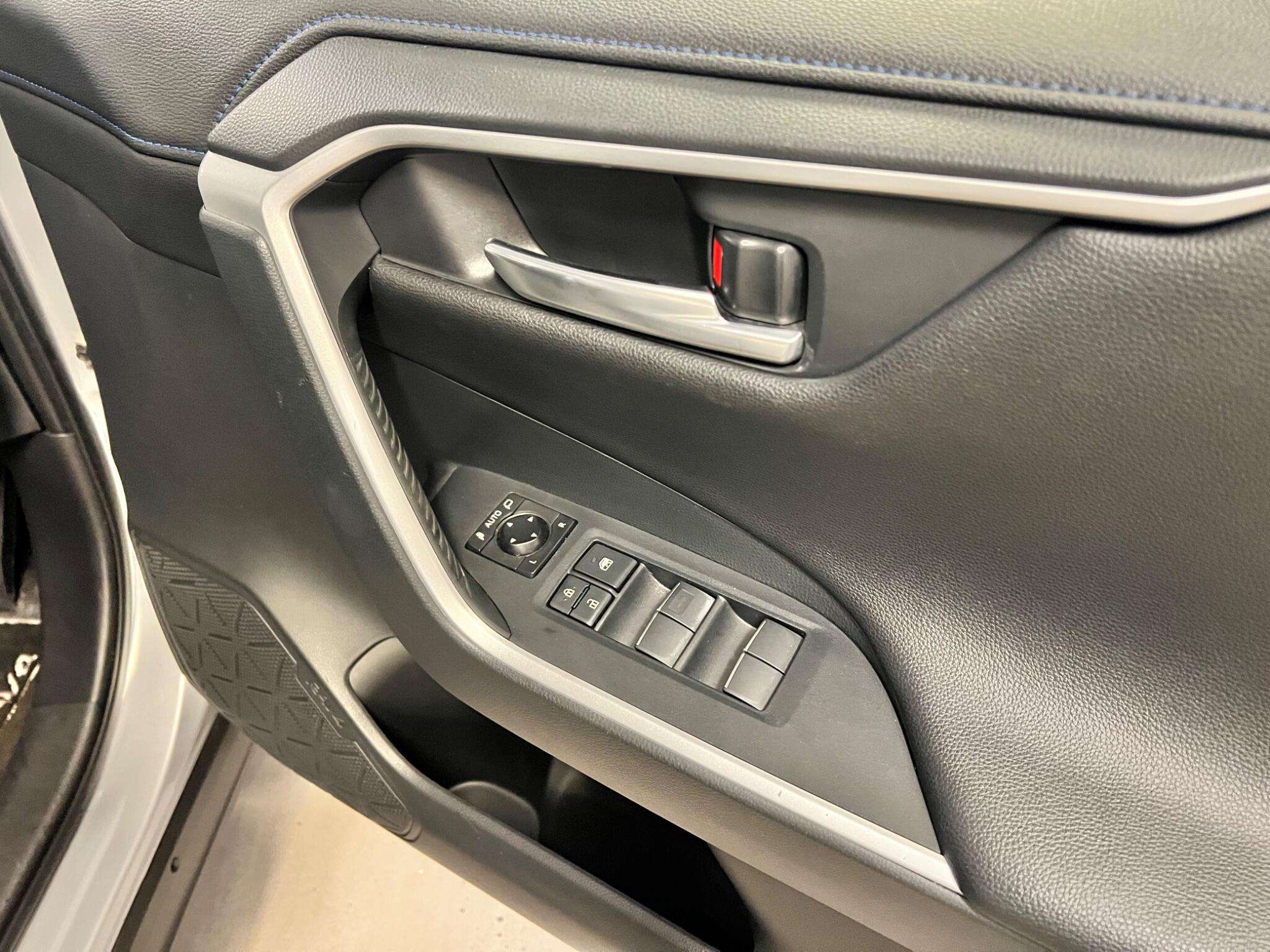 2019 TOYOTA RAV4 2019 TOYOTA RAV4