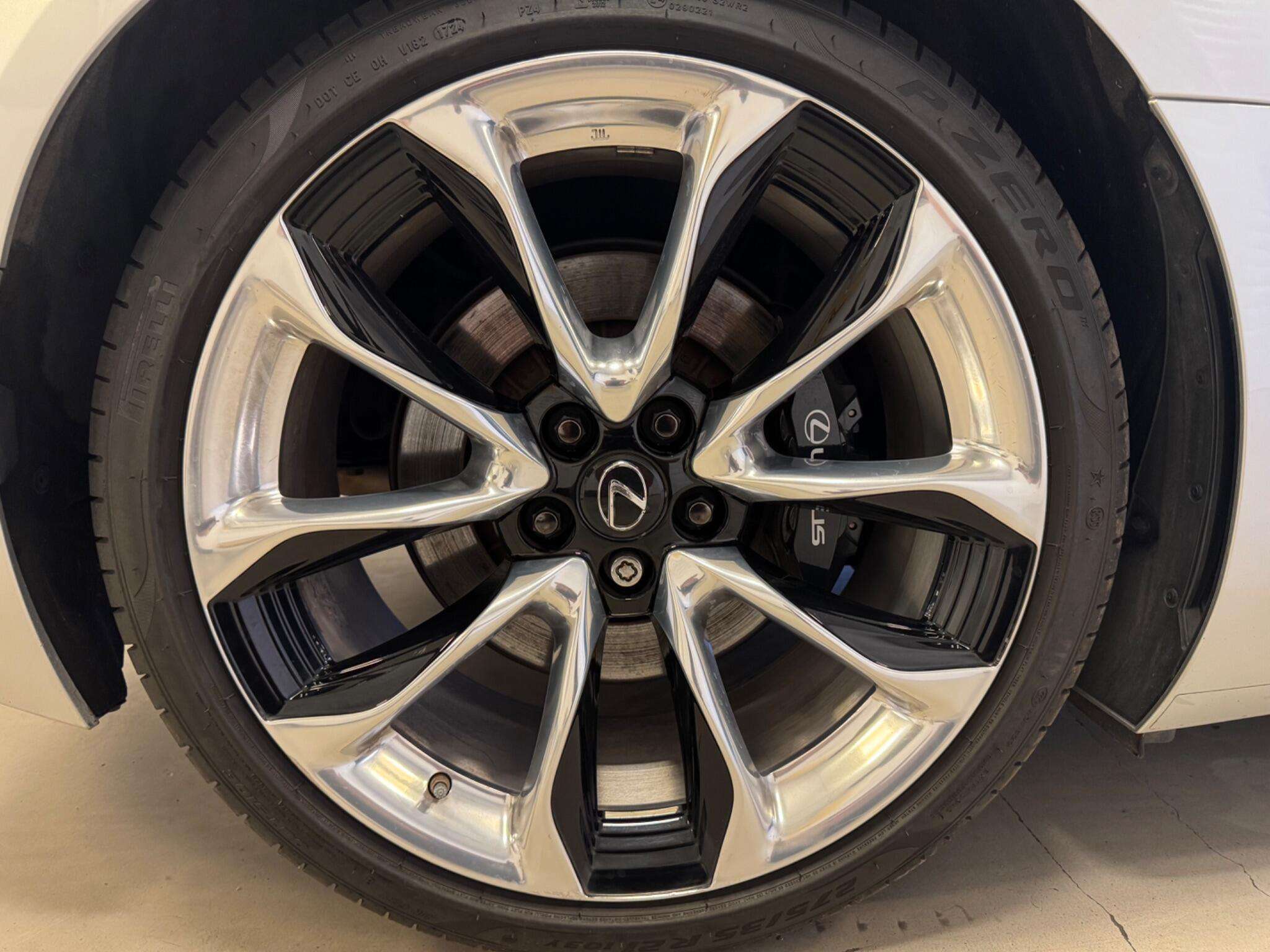 2018 LEXUS LC 2018 LEXUS LC