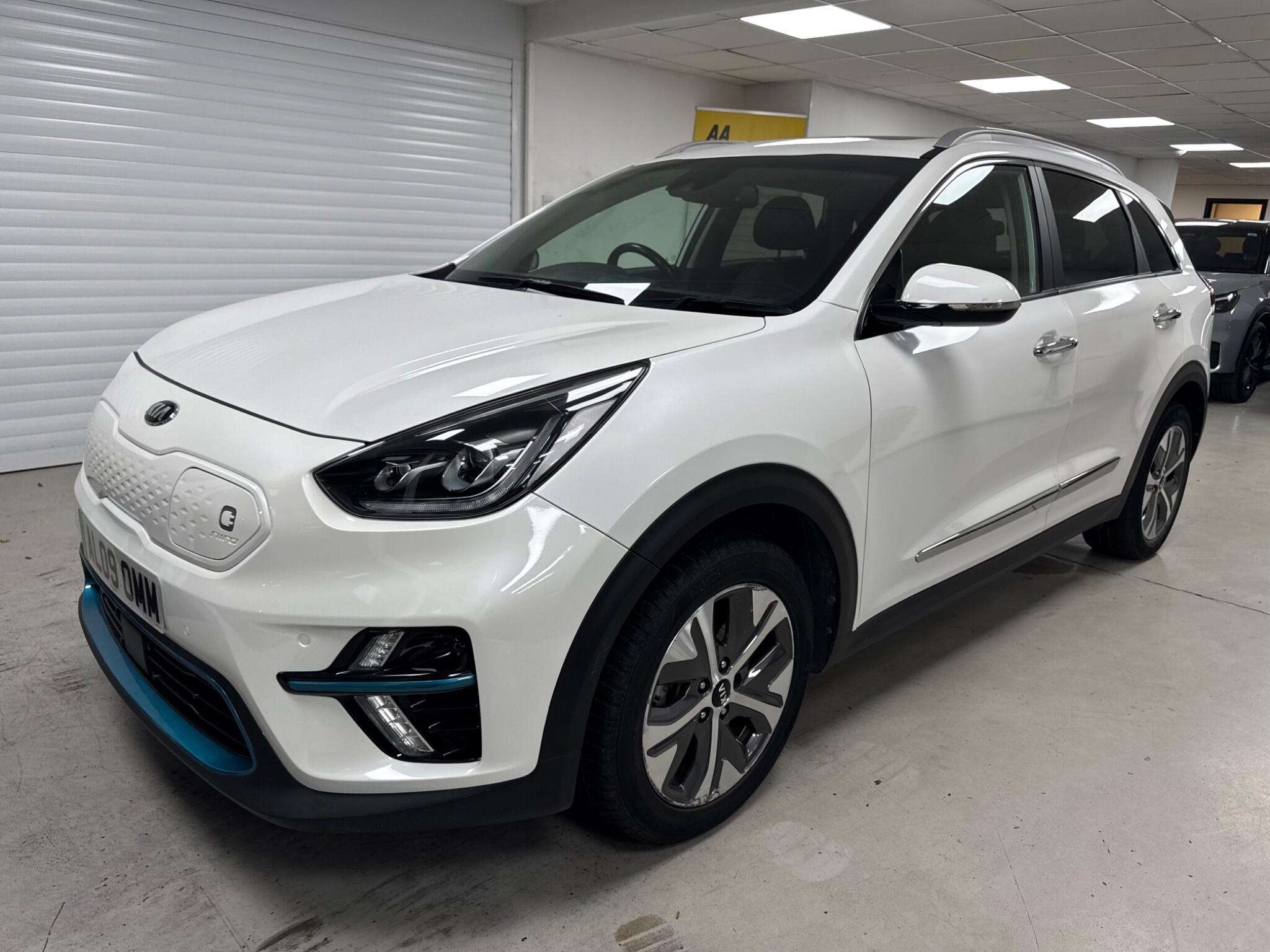 A 2021 KIA NIRO 64kWh 3 Auto 5dr A 2021 KIA NIRO 64kWh 3 Auto 5dr