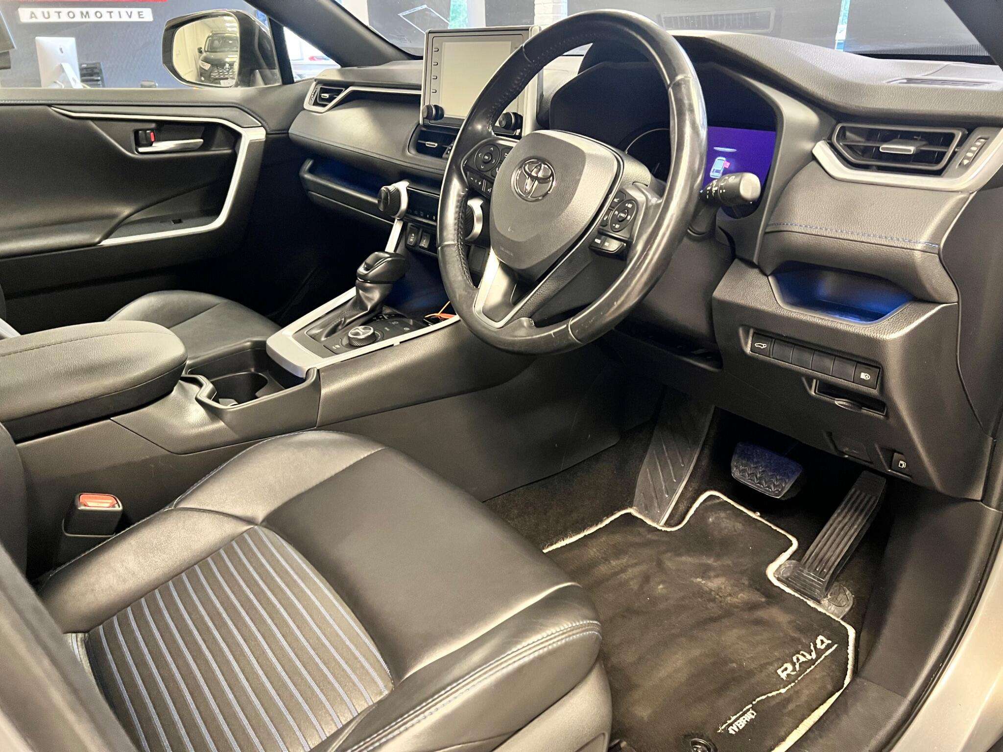 2019 TOYOTA RAV4 2019 TOYOTA RAV4