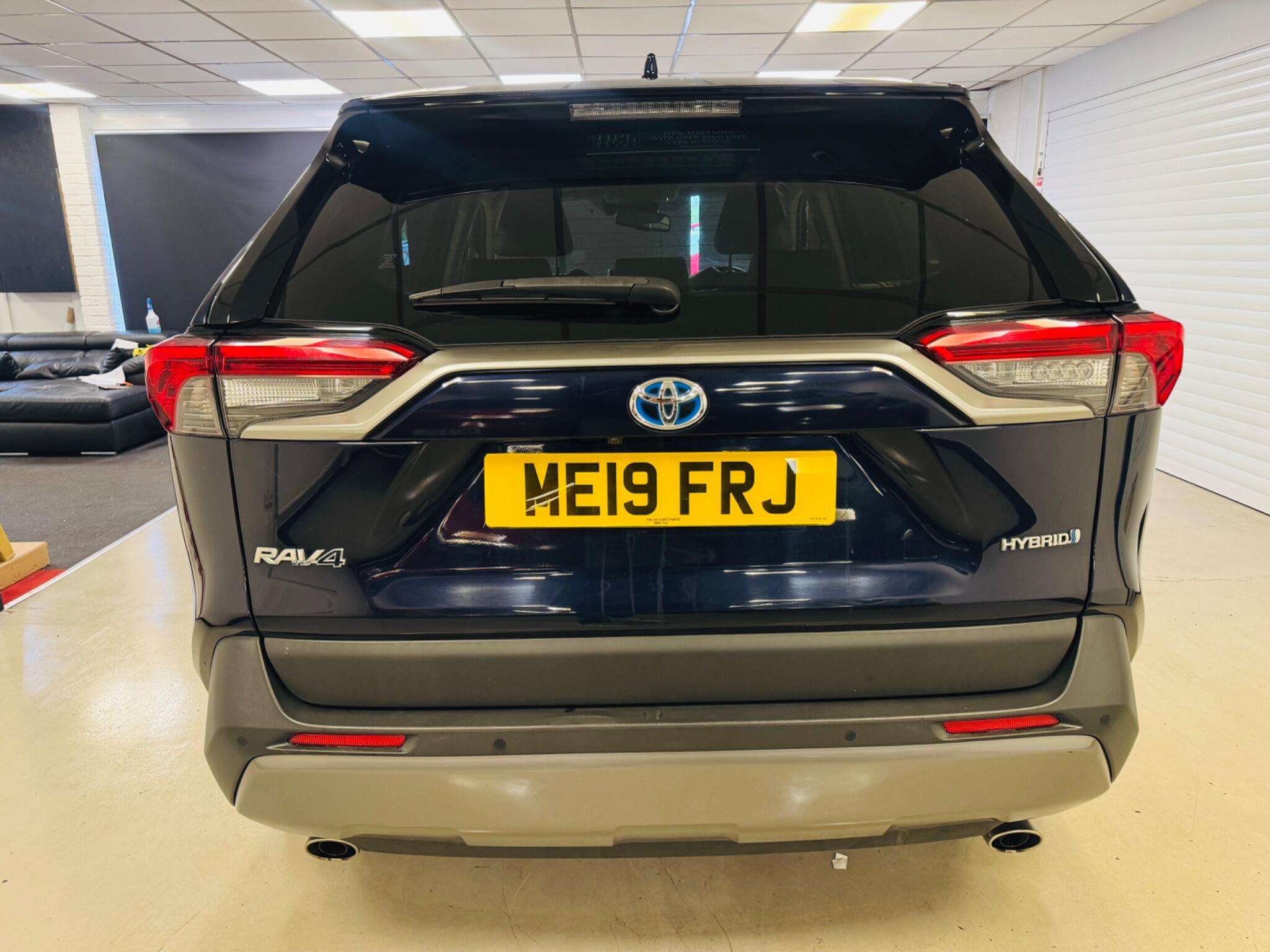2019 TOYOTA RAV4 2019 TOYOTA RAV4