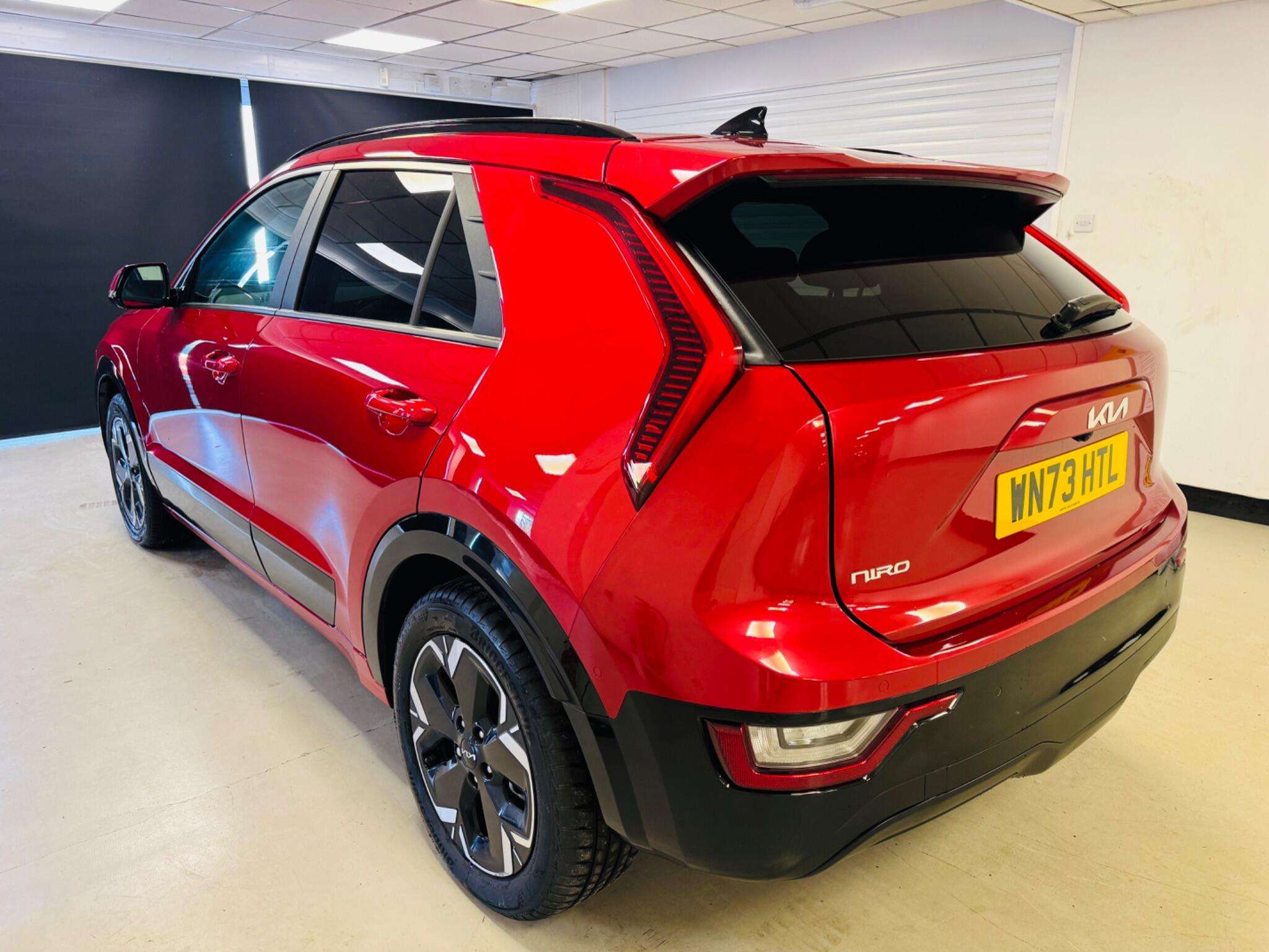 A 2023 KIA NIRO 64.8kWh 4 Auto 5dr A 2023 KIA NIRO 64.8kWh 4 Auto 5dr