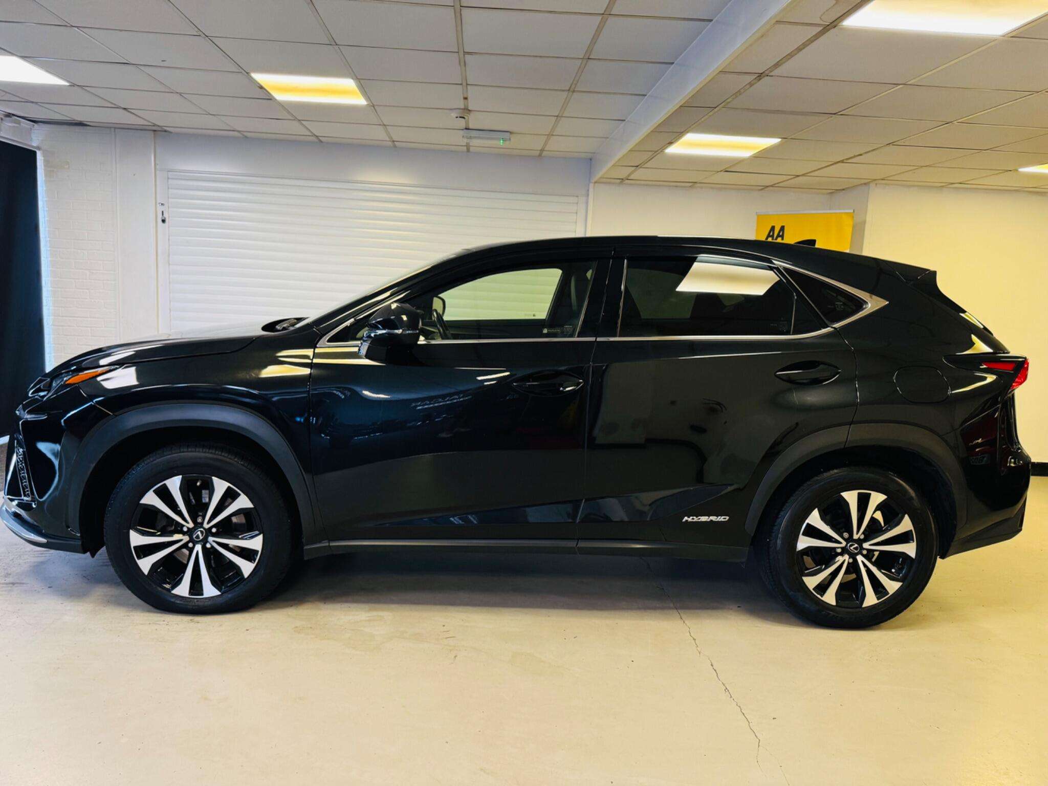 A 2021 LEXUS NX 2.5 300h GPF F Sport E-CVT 4WD Euro 6 (s/s) 5dr A 2021 LEXUS NX 2.5 300h GPF F Sport E-CVT 4WD Euro 6 (s/s) 5dr