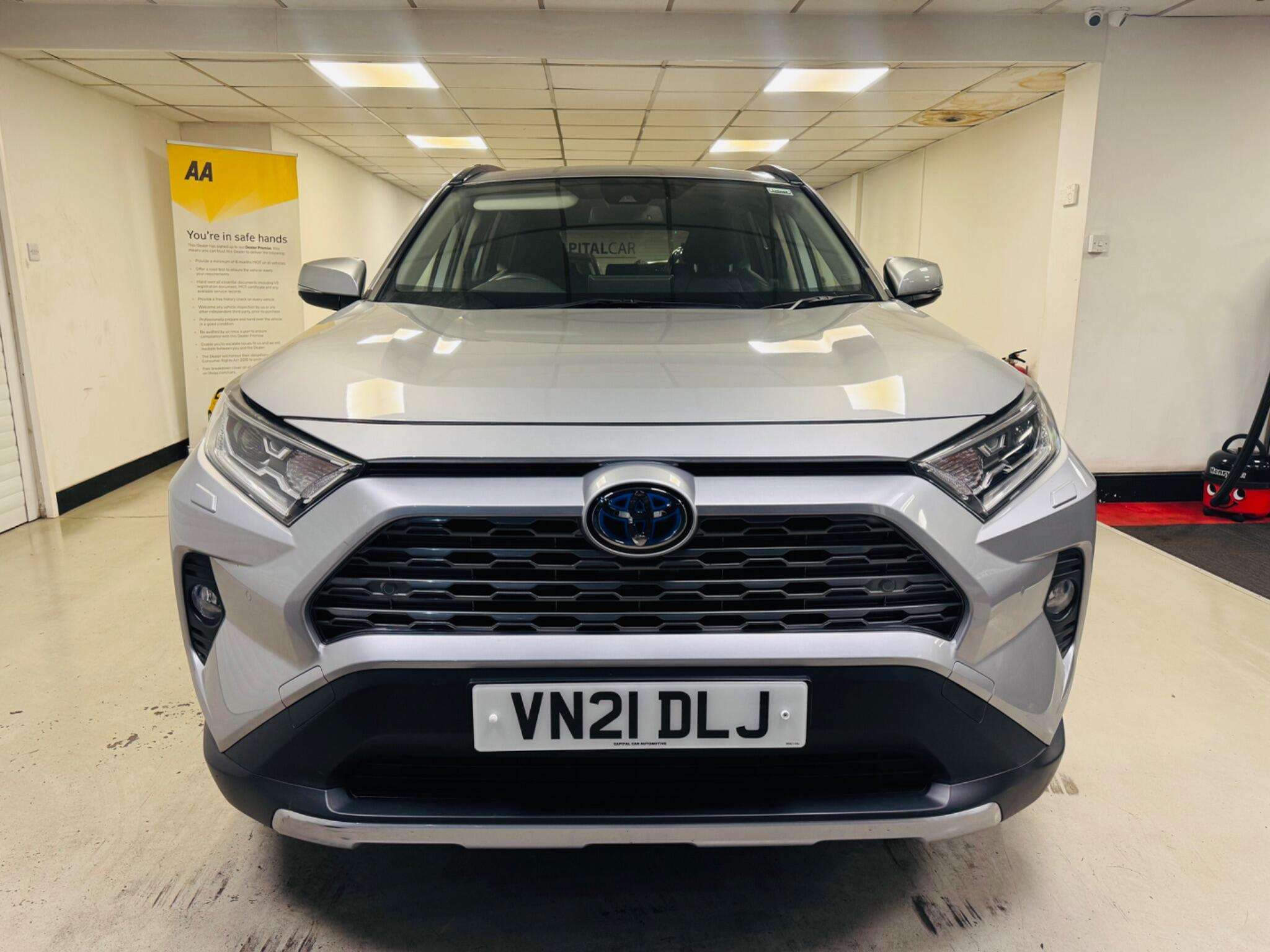 A 2021 TOYOTA RAV4 2.5 VVT-h Excel CVT 4WD Euro 6 (s/s) 5dr A 2021 TOYOTA RAV4 2.5 VVT-h Excel CVT 4WD Euro 6 (s/s) 5dr