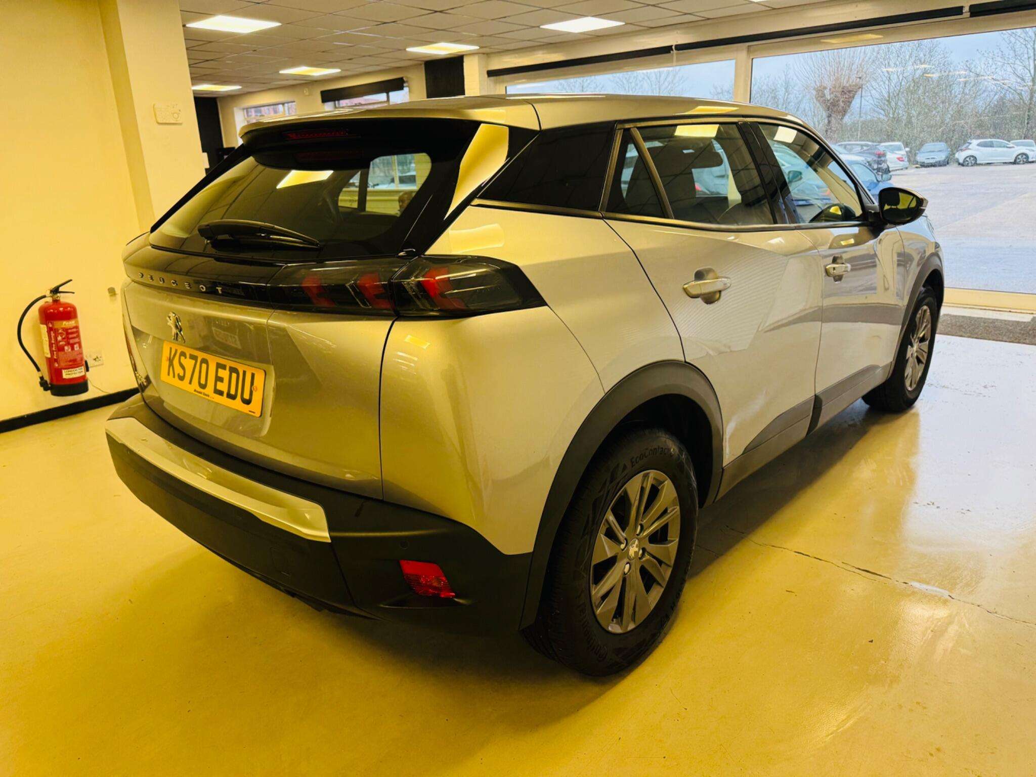 2020 PEUGEOT 2008 2020 PEUGEOT 2008