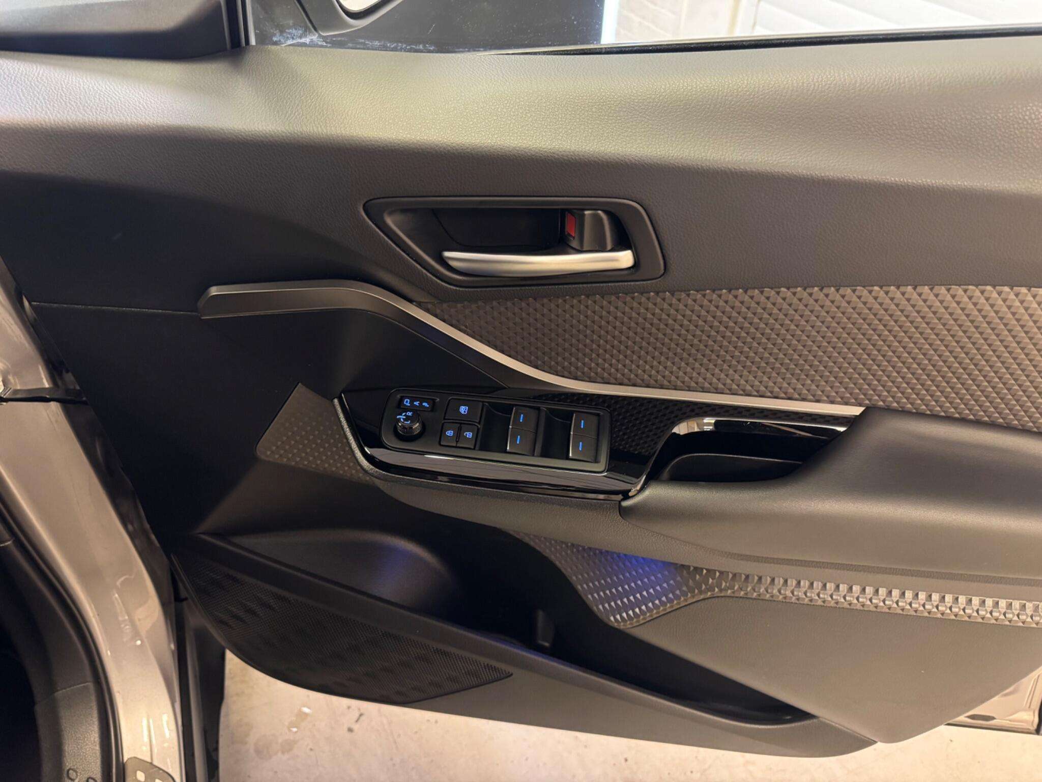 2020 TOYOTA C-HR 2020 TOYOTA C-HR