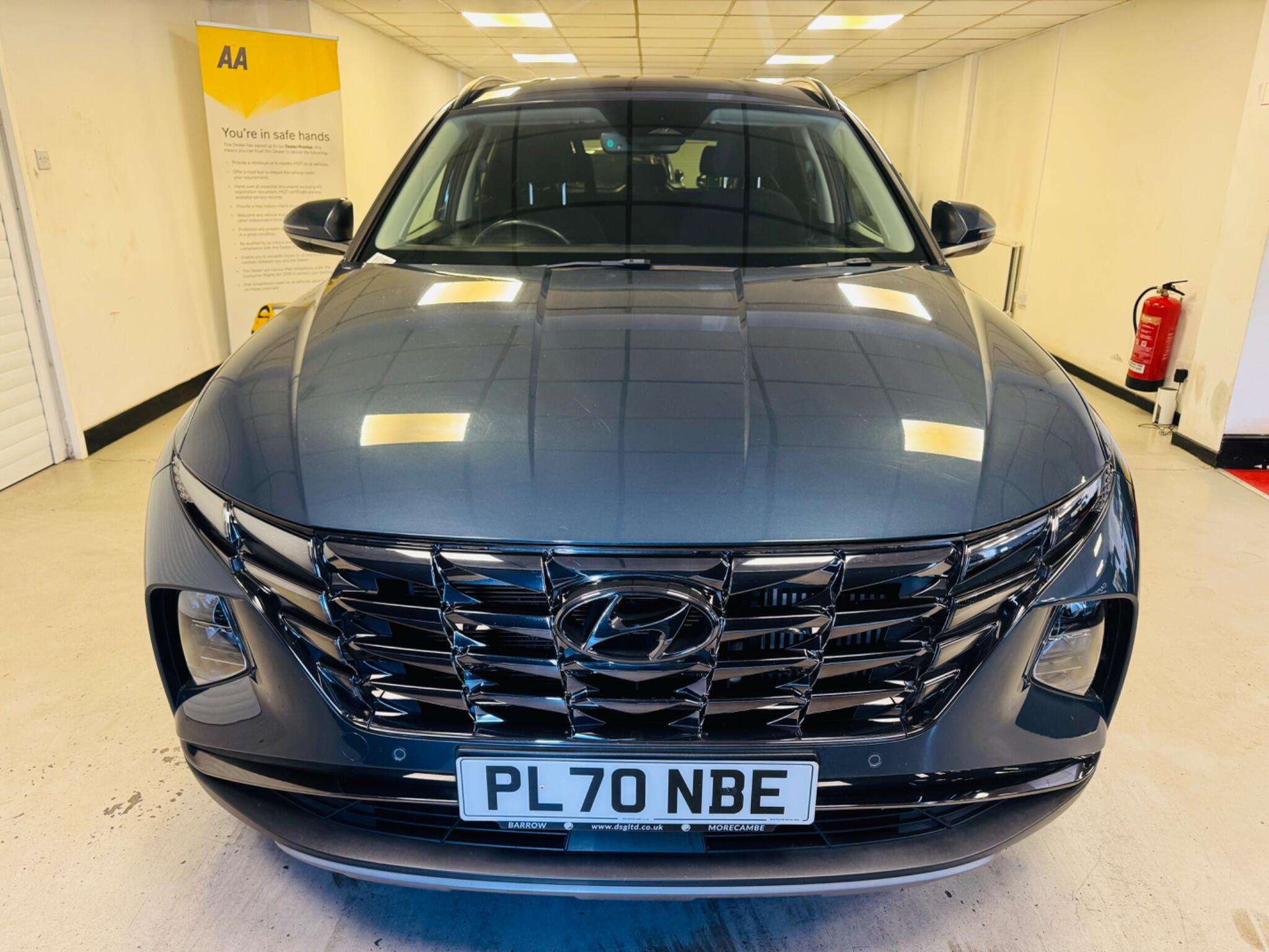 A 2021 HYUNDAI TUCSON 1.6 T-GDi MHEV Premium DCT Euro 6 (s/s) 5dr A 2021 HYUNDAI TUCSON 1.6 T-GDi MHEV Premium DCT Euro 6 (s/s) 5dr