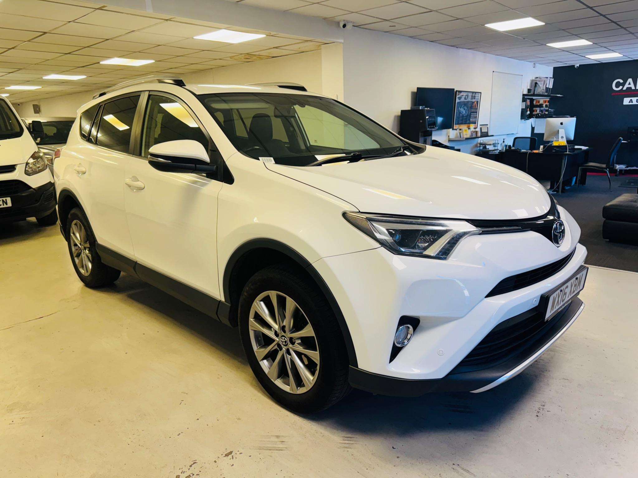 A 2016 TOYOTA RAV4 2.0 D-4D Excel Euro 6 (s/s) 5dr A 2016 TOYOTA RAV4 2.0 D-4D Excel Euro 6 (s/s) 5dr