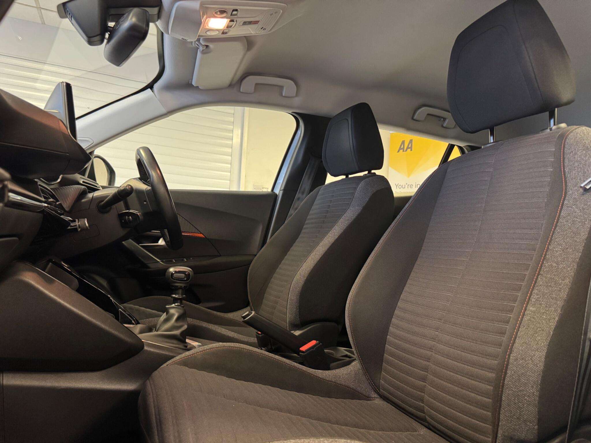 2020 PEUGEOT 2008 2020 PEUGEOT 2008