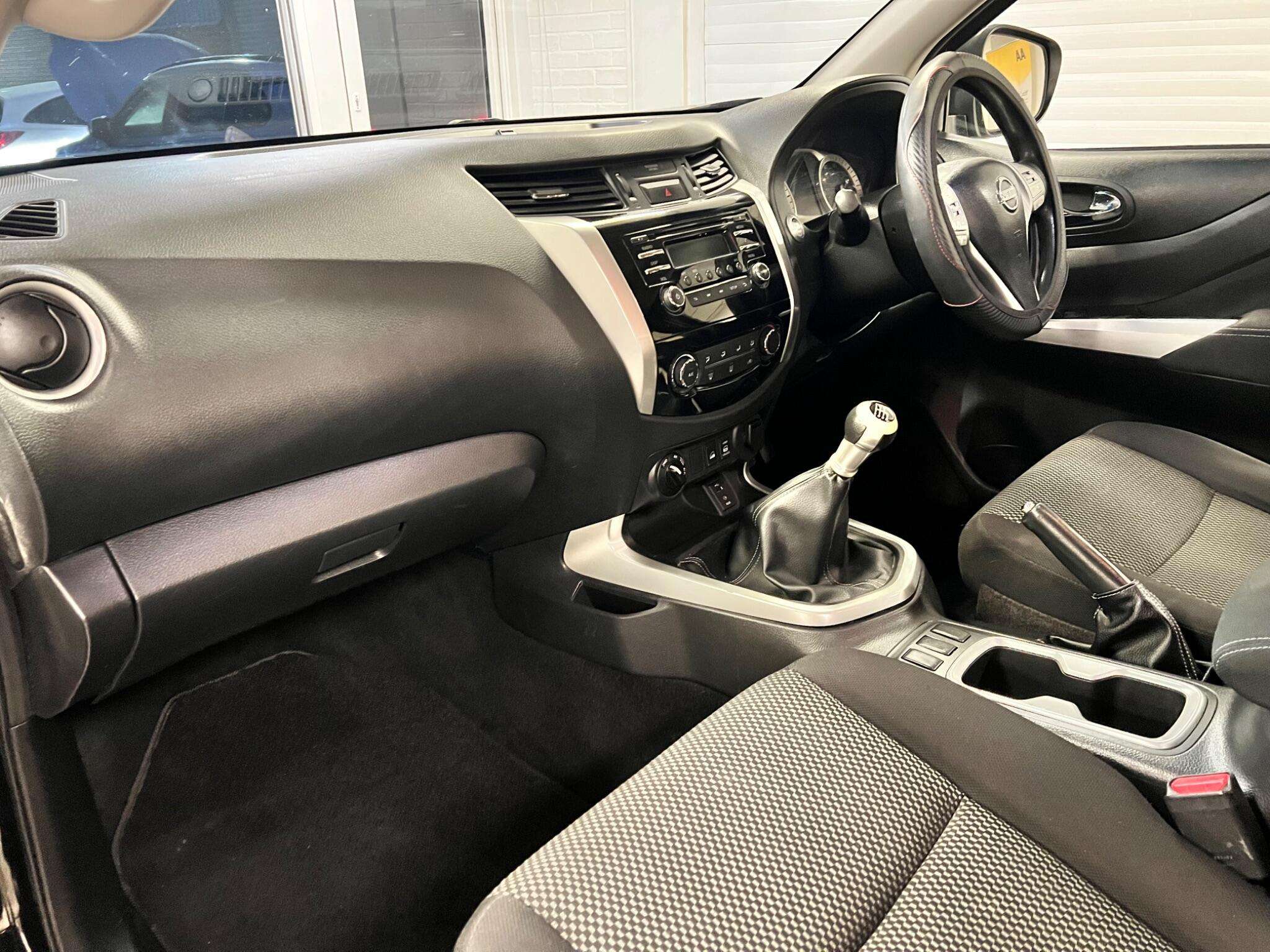 2016 NISSAN NAVARA 2016 NISSAN NAVARA