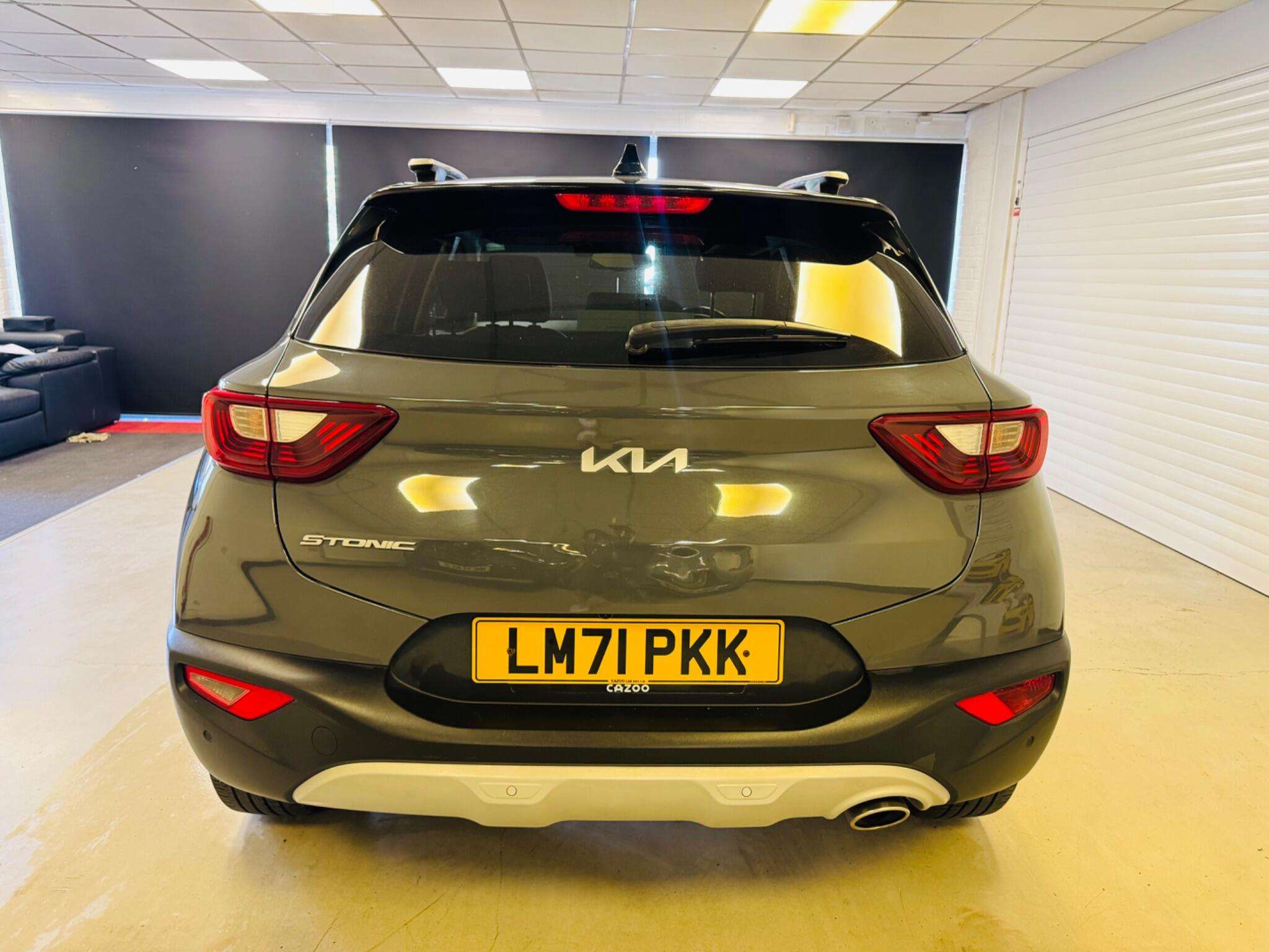 2021 KIA STONIC 2021 KIA STONIC