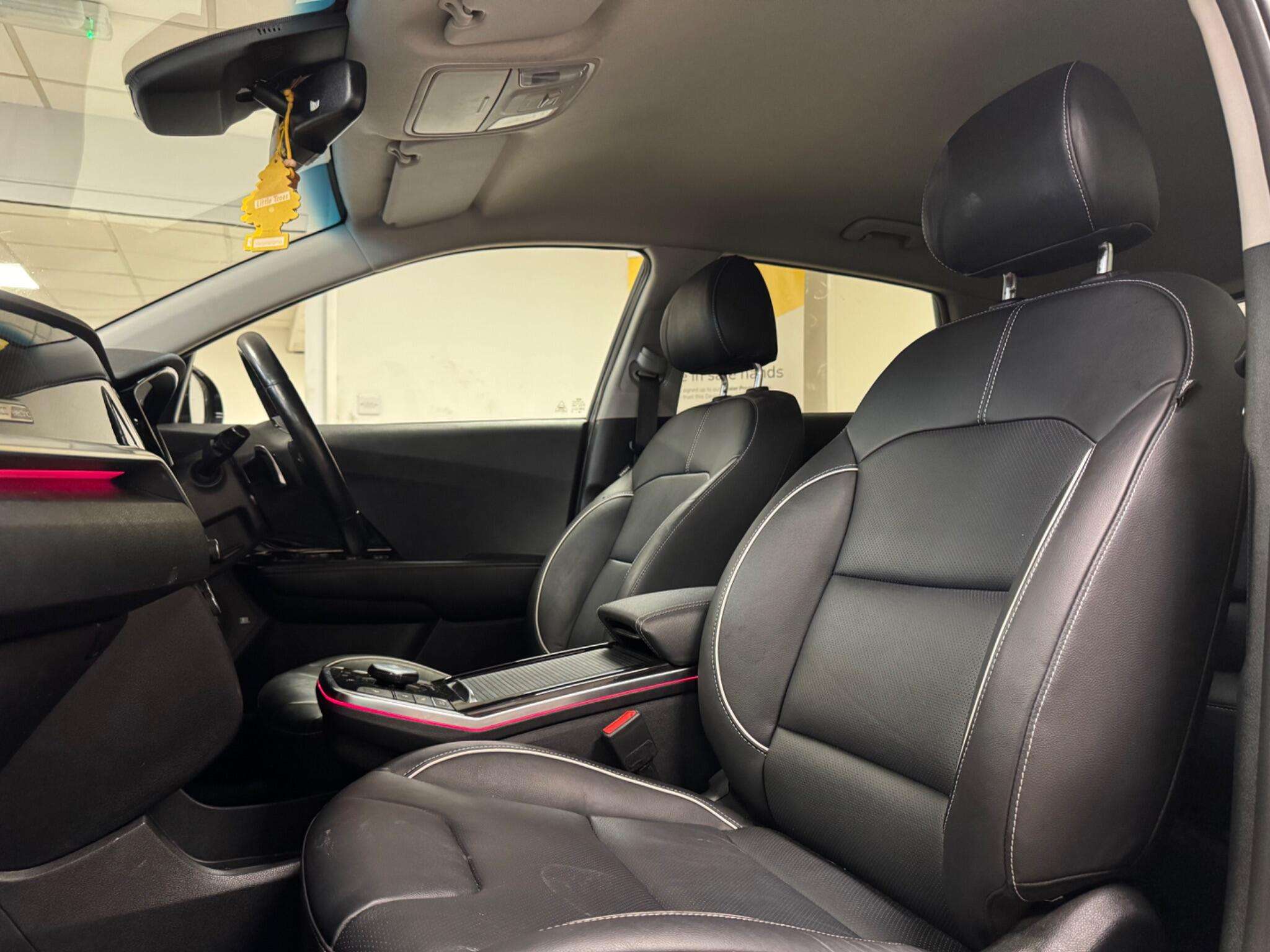 2020 KIA NIRO 2020 KIA NIRO