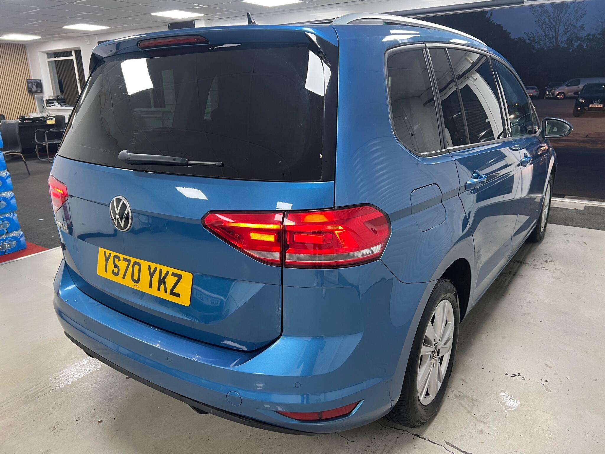 2020 VOLKSWAGEN TOURAN 2020 VOLKSWAGEN TOURAN