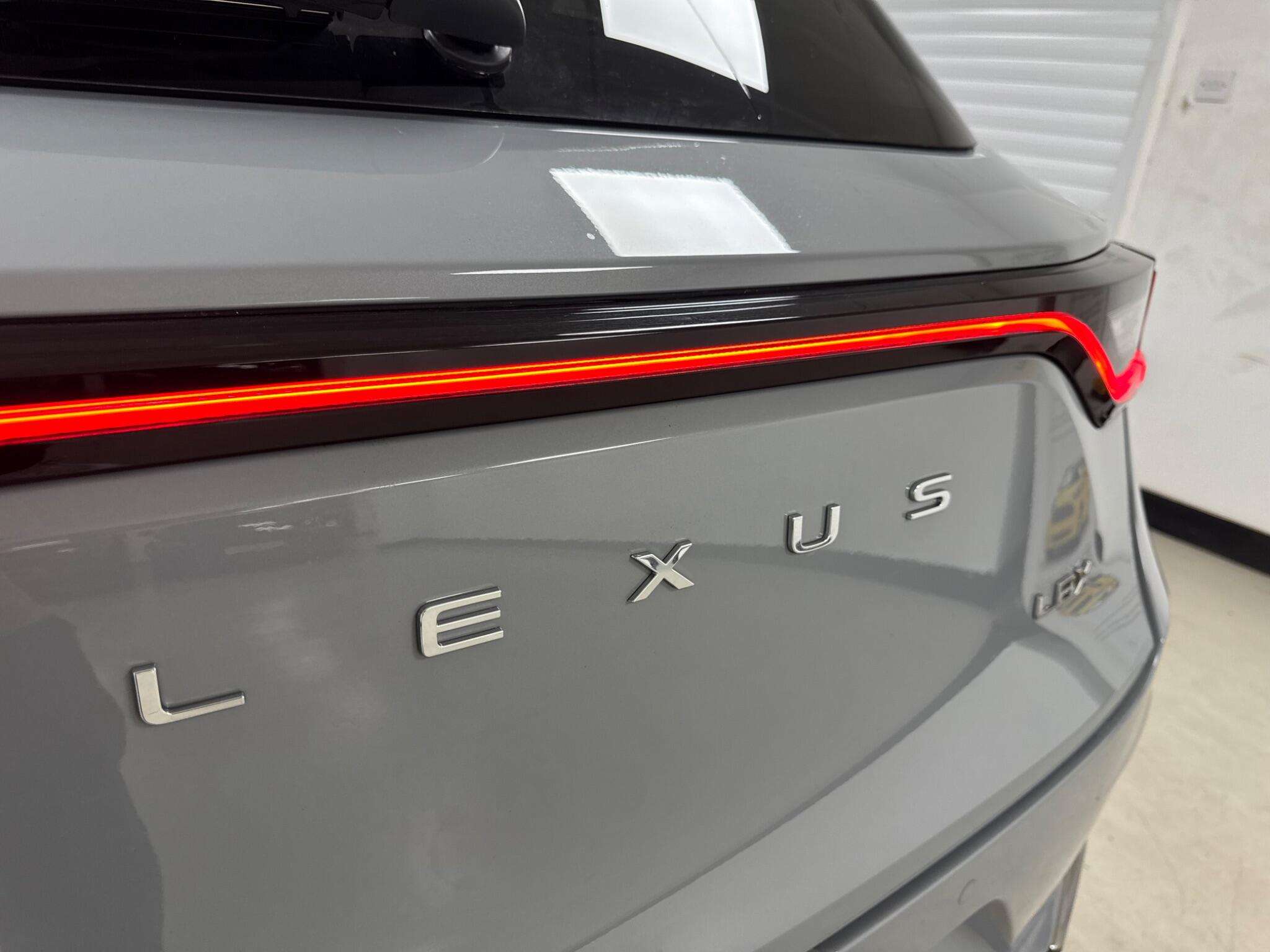 2025 LEXUS LBX 2025 LEXUS LBX